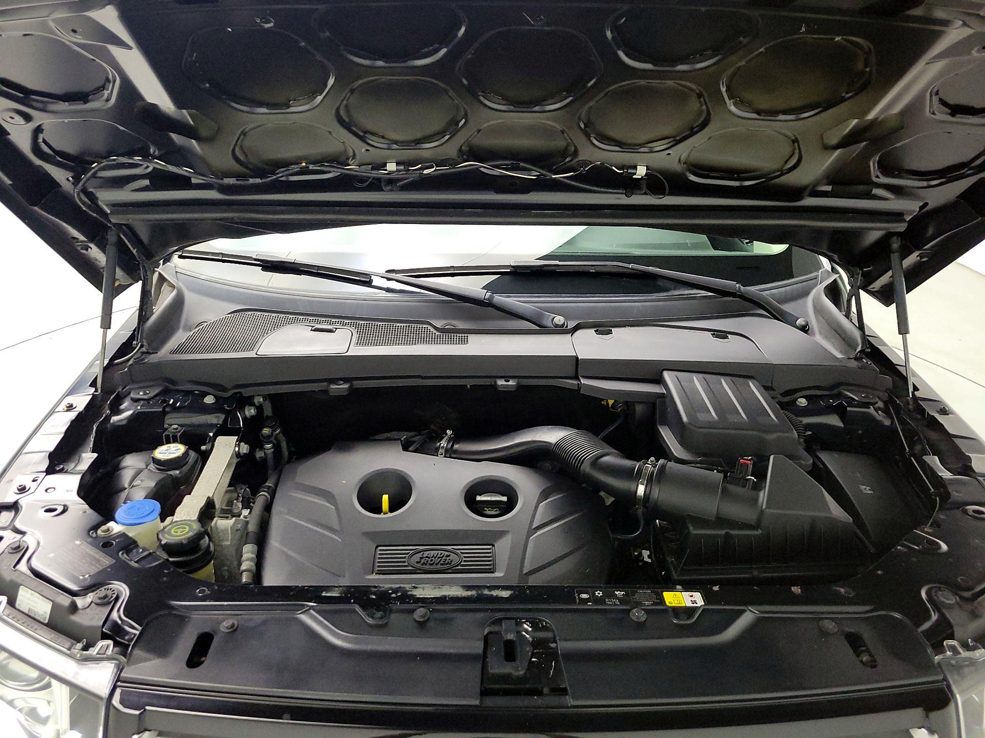 Thumbnail: 2014 Land Rover LR2 - 19