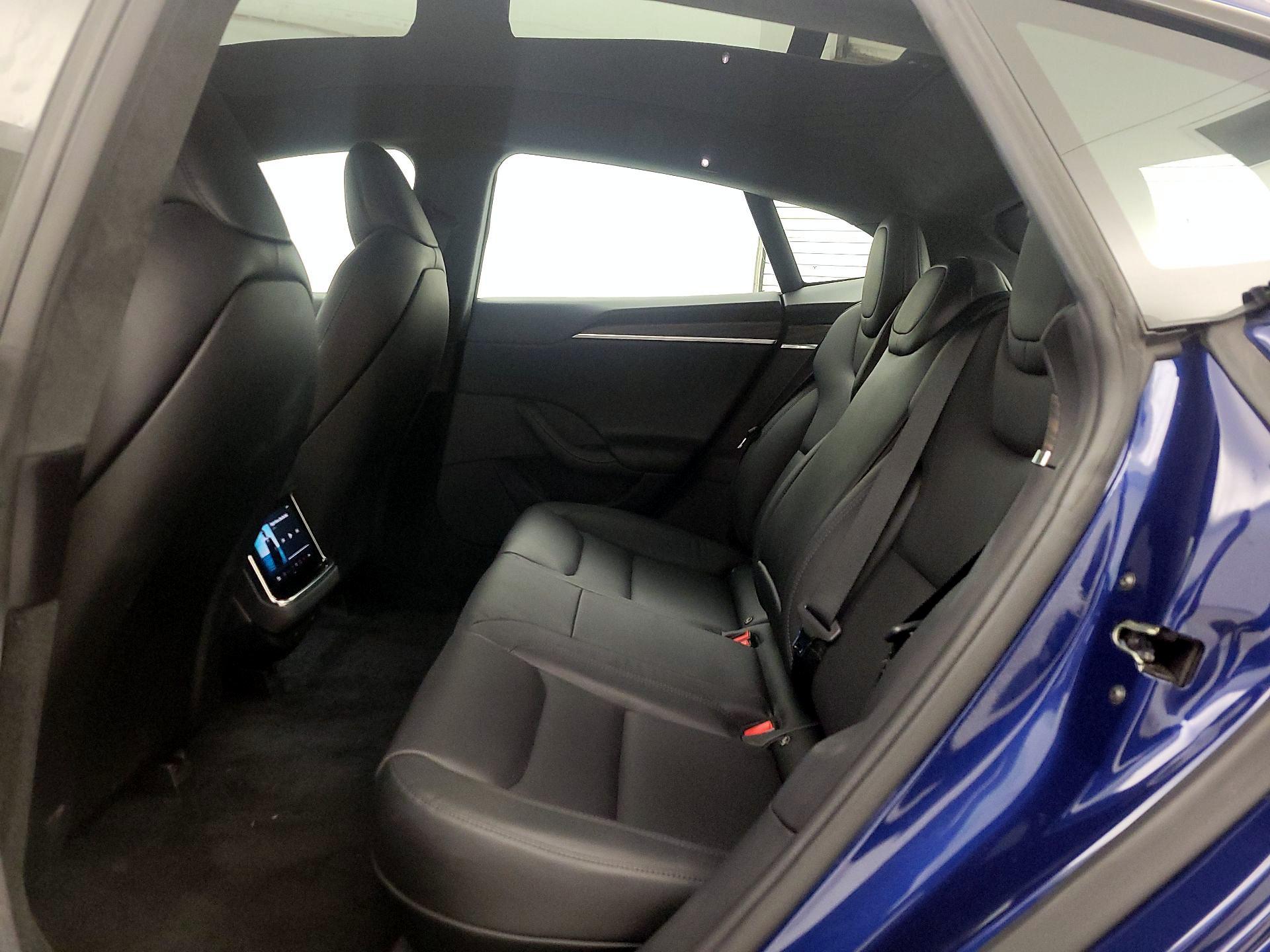 Thumbnail: 2021 Tesla Model S - 19