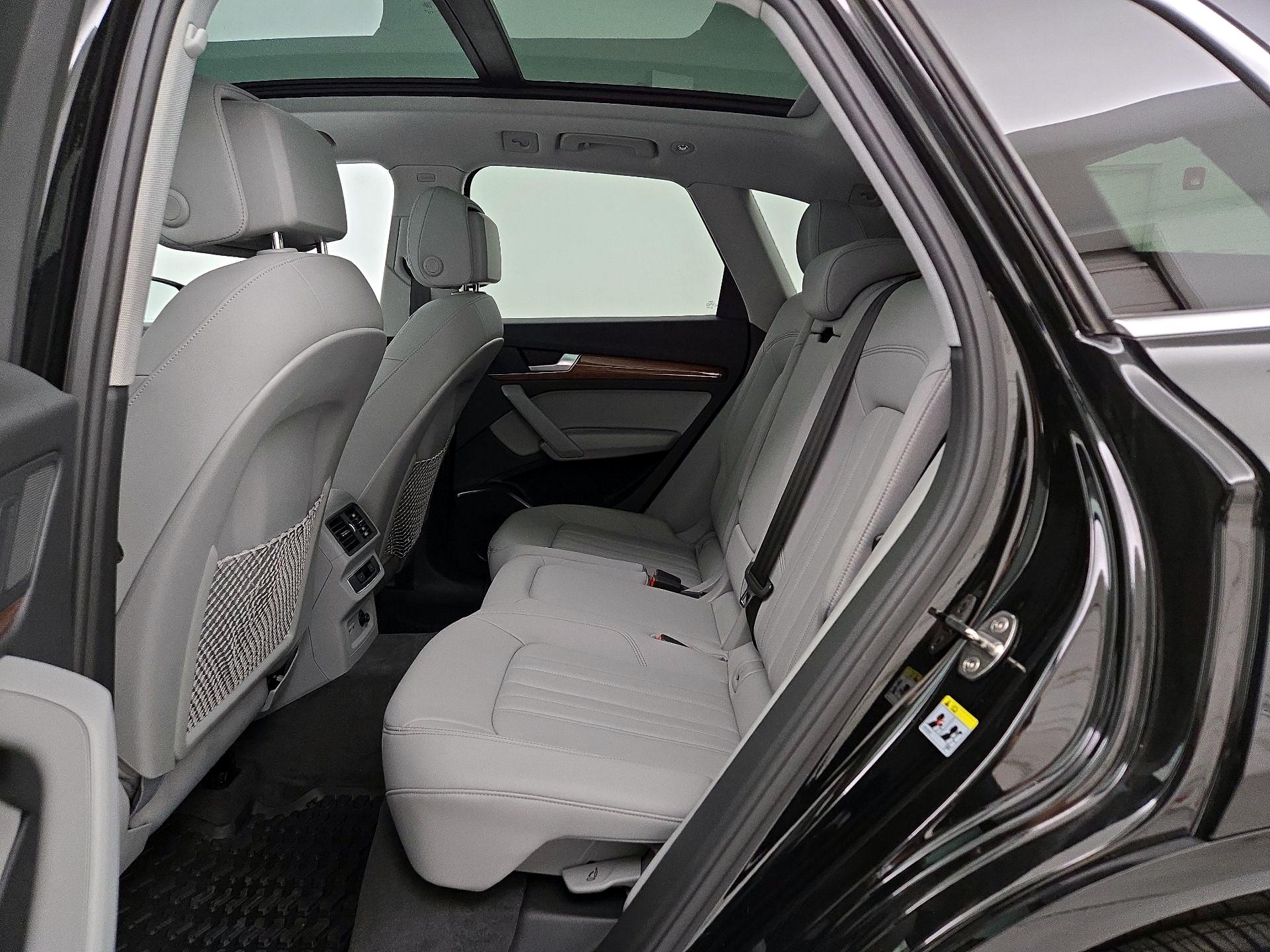 Thumbnail: 2023 Audi Q5 - 20