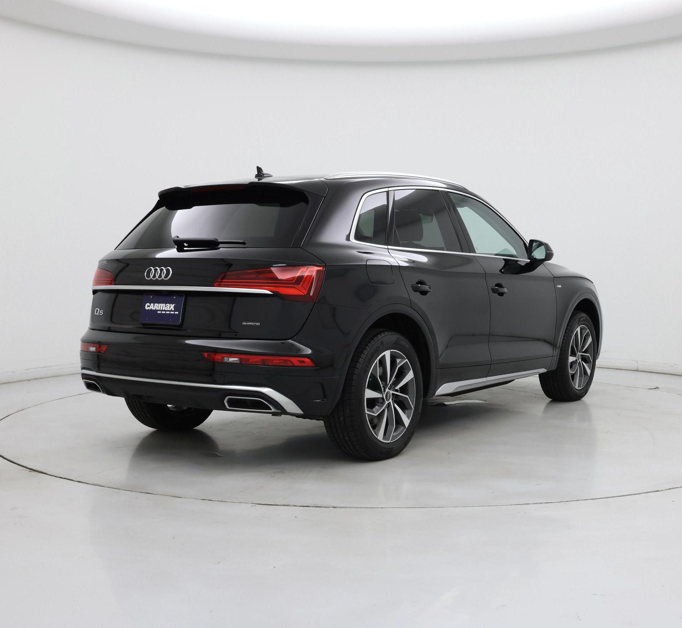 Thumbnail: 2023 Audi Q5 - 8