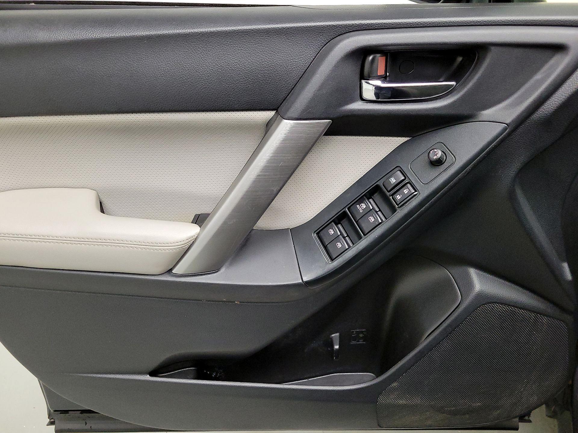 Thumbnail: 2014 Subaru Forester - 12