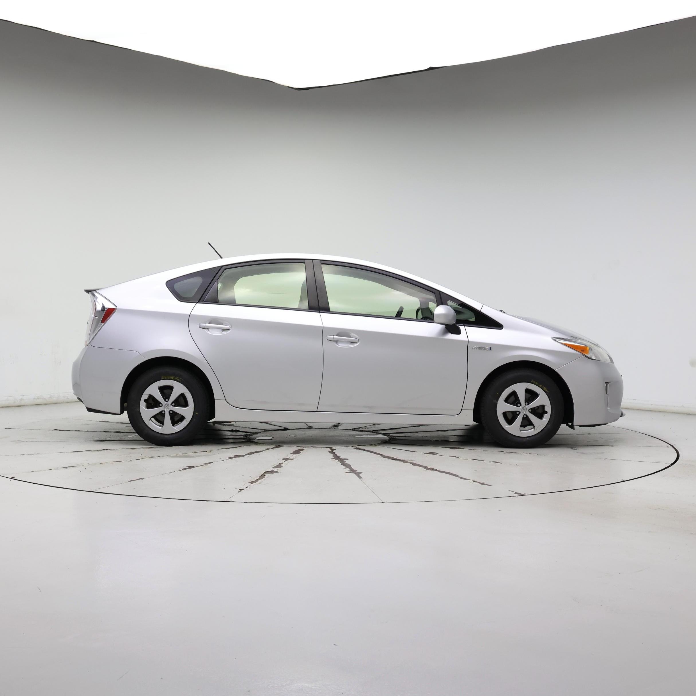 Thumbnail: 2014 Toyota Prius - 7