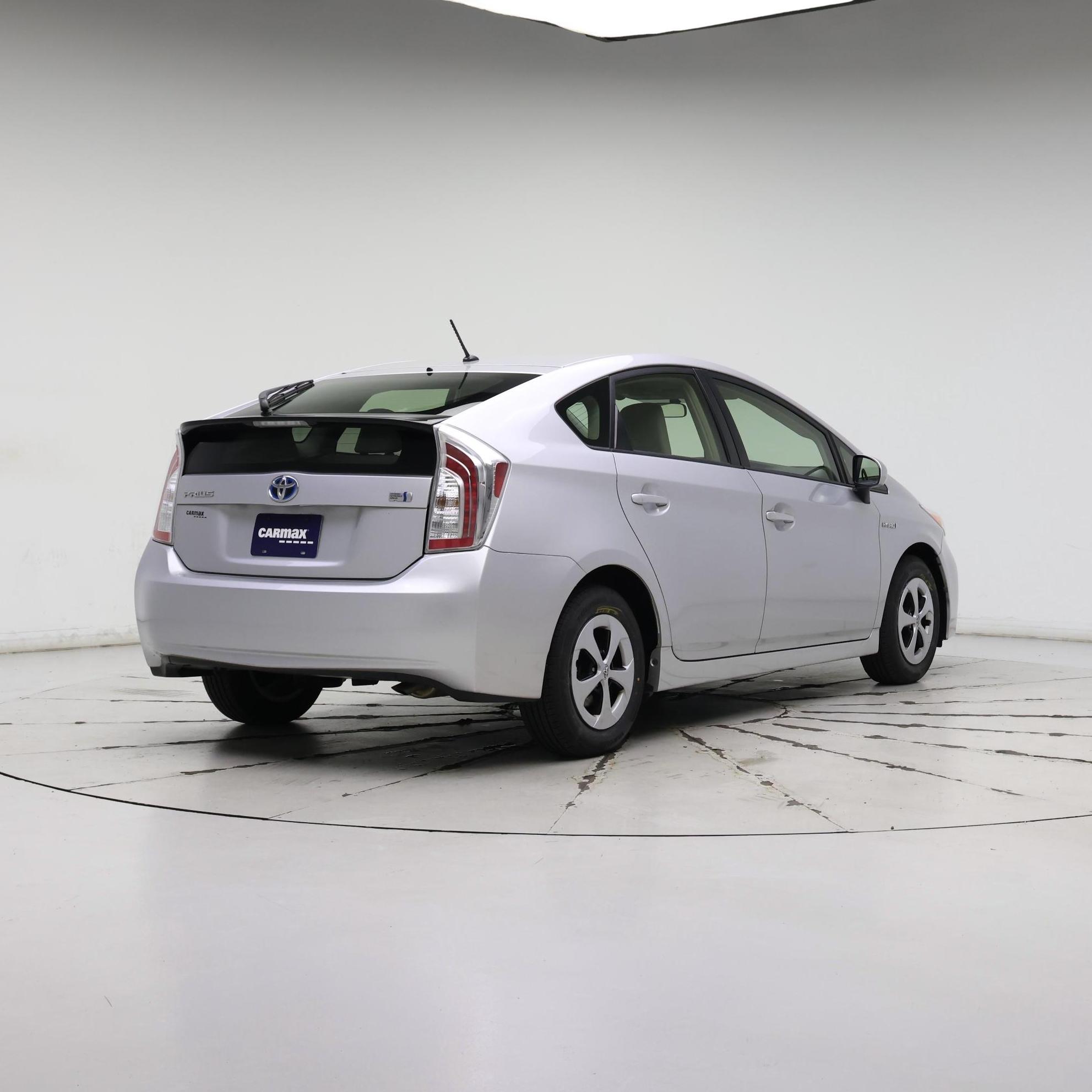 Thumbnail: 2014 Toyota Prius - 8