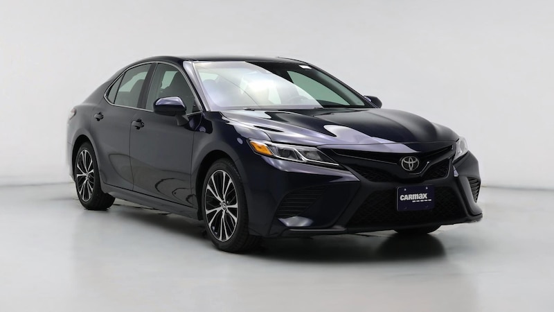 2018 Toyota Camry SE Hero Image