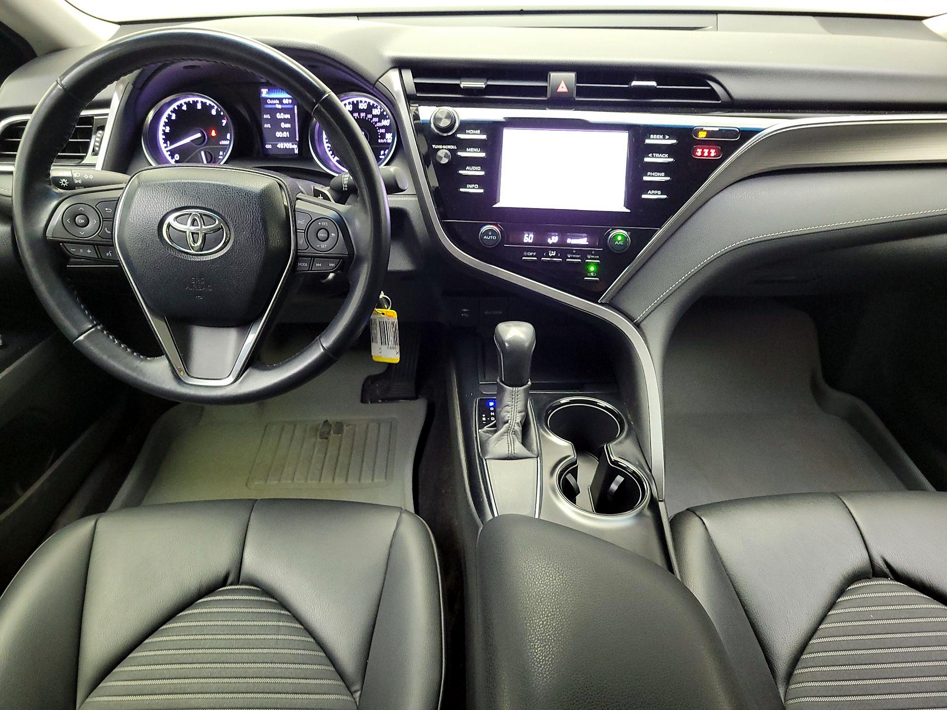 Thumbnail: 2018 Toyota Camry - 9