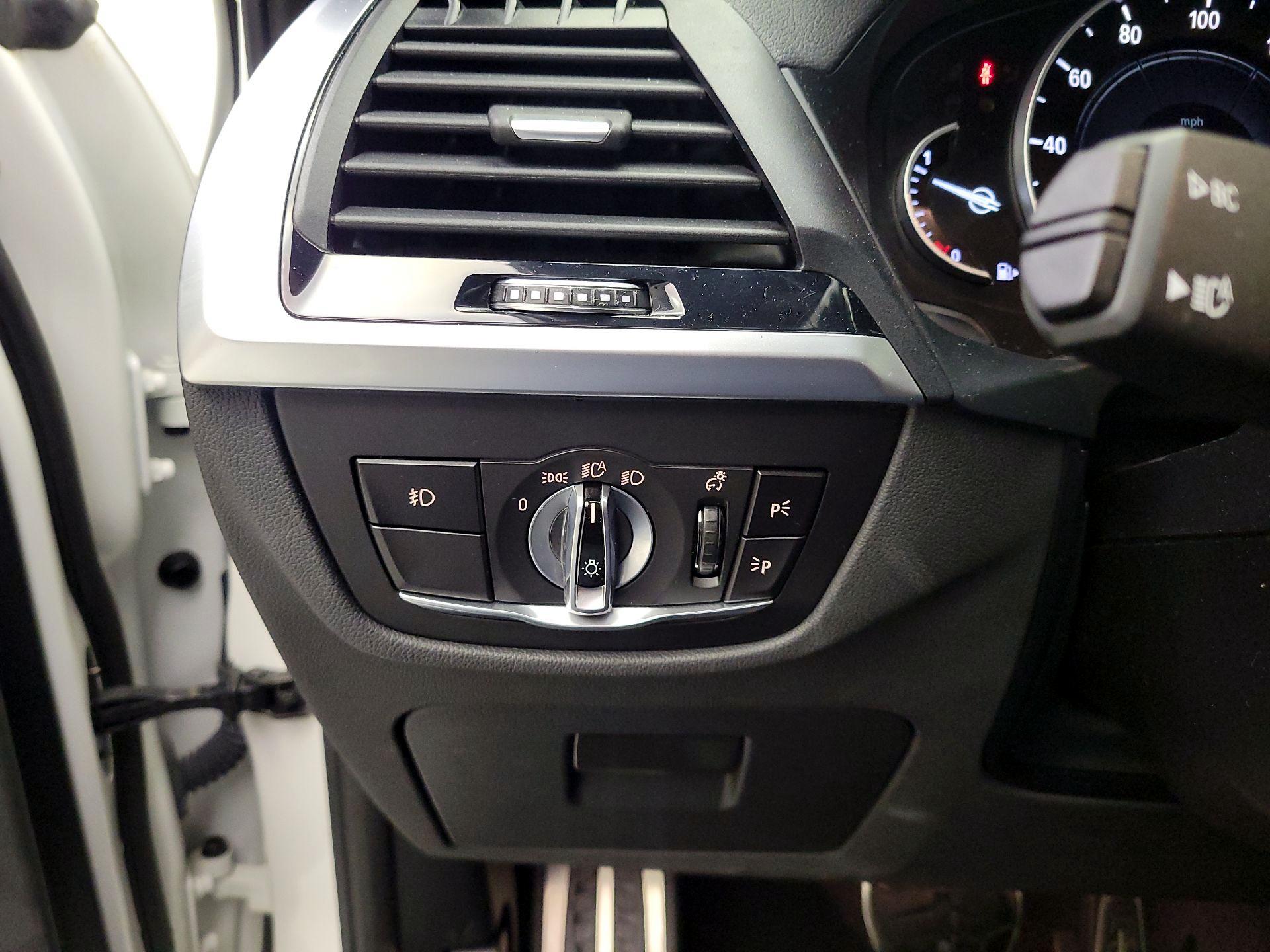Thumbnail: 2019 BMW X3 - 13