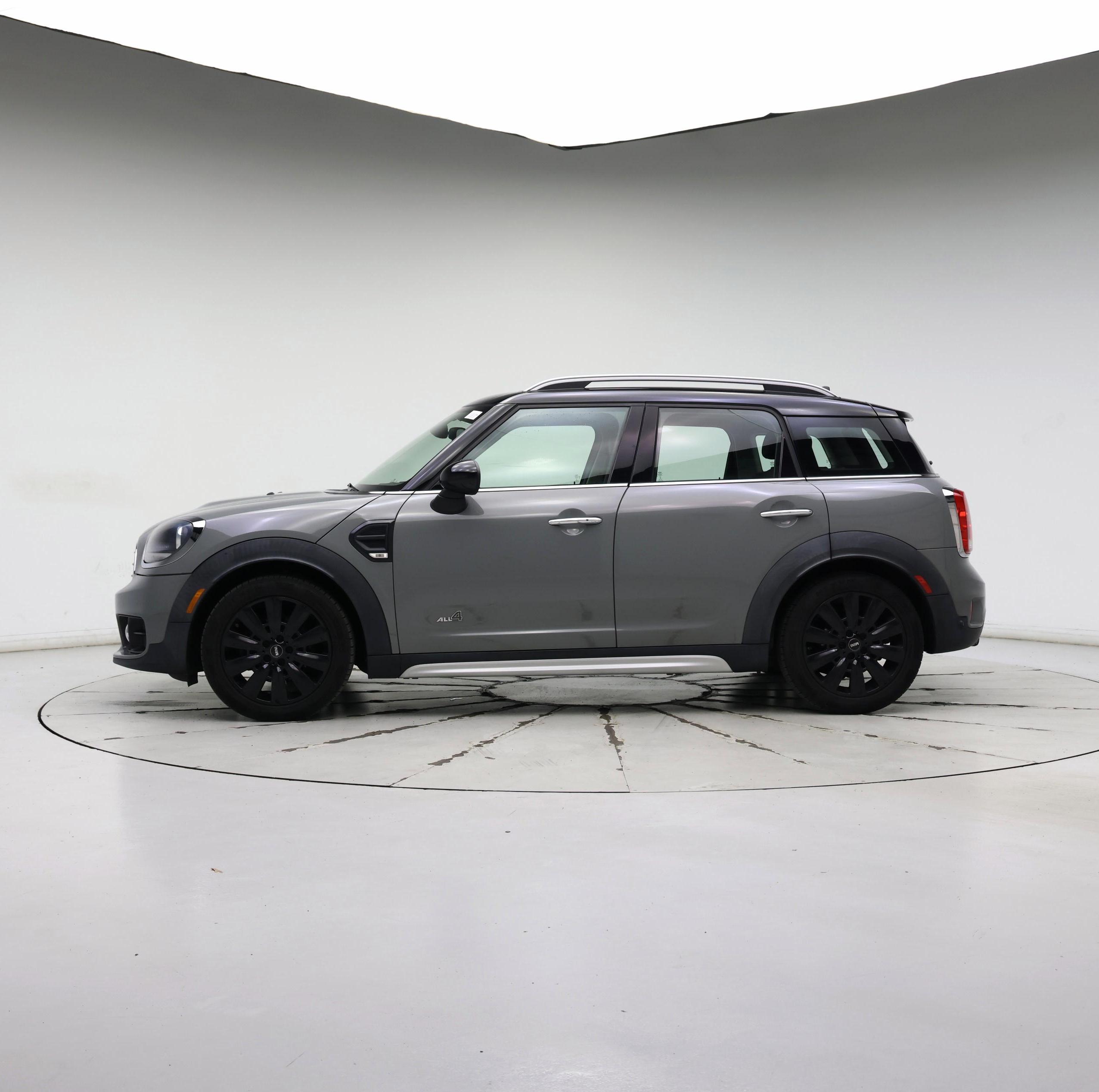 Thumbnail: 2017 MINI Cooper Countryman - 3