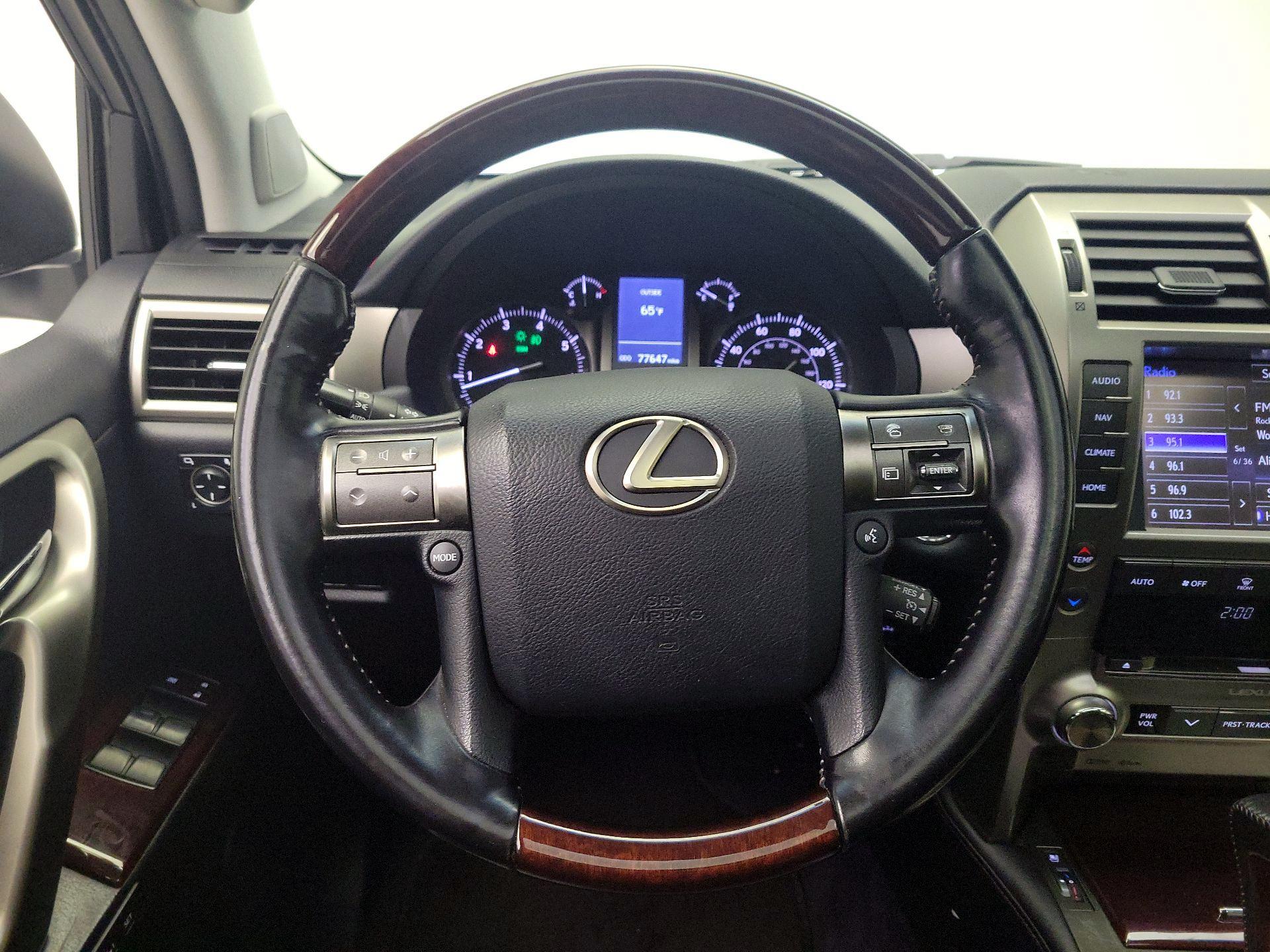 Thumbnail: 2017 Lexus GX - 10