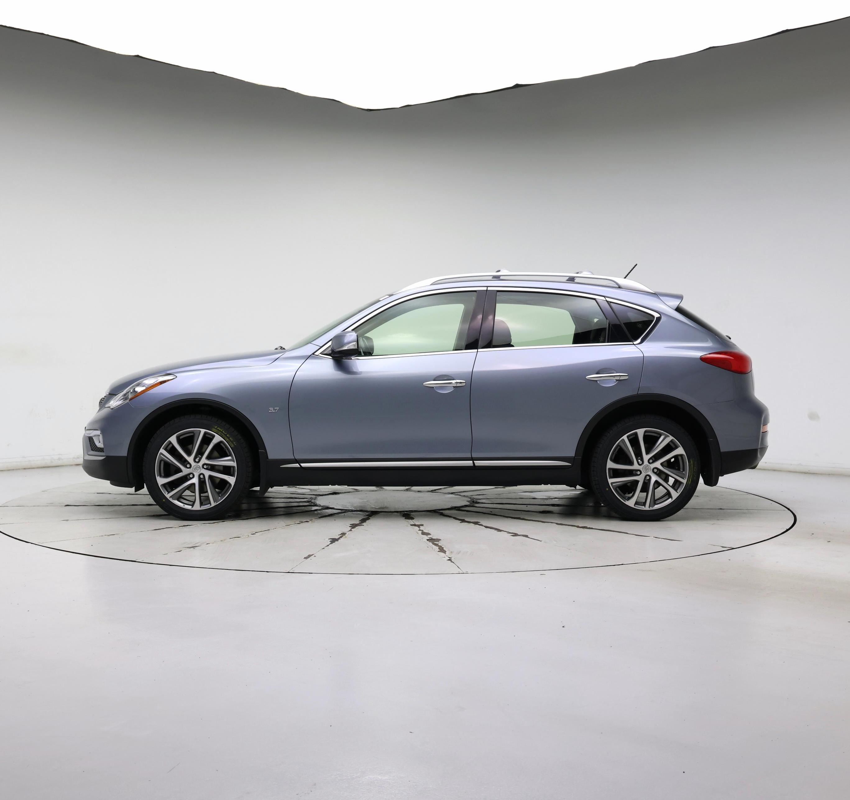 Thumbnail: 2017 INFINITI QX50 - 3