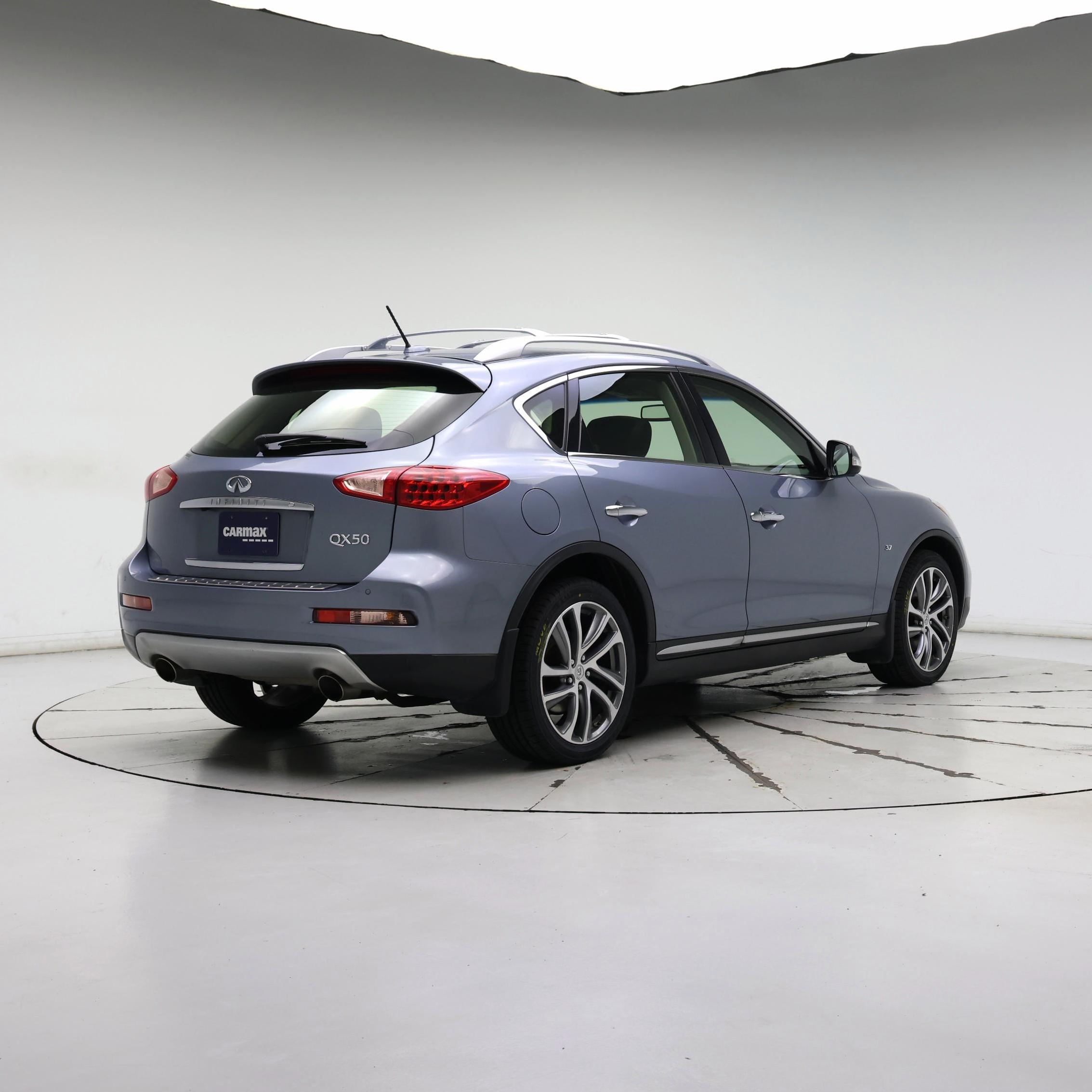 Thumbnail: 2017 INFINITI QX50 - 8