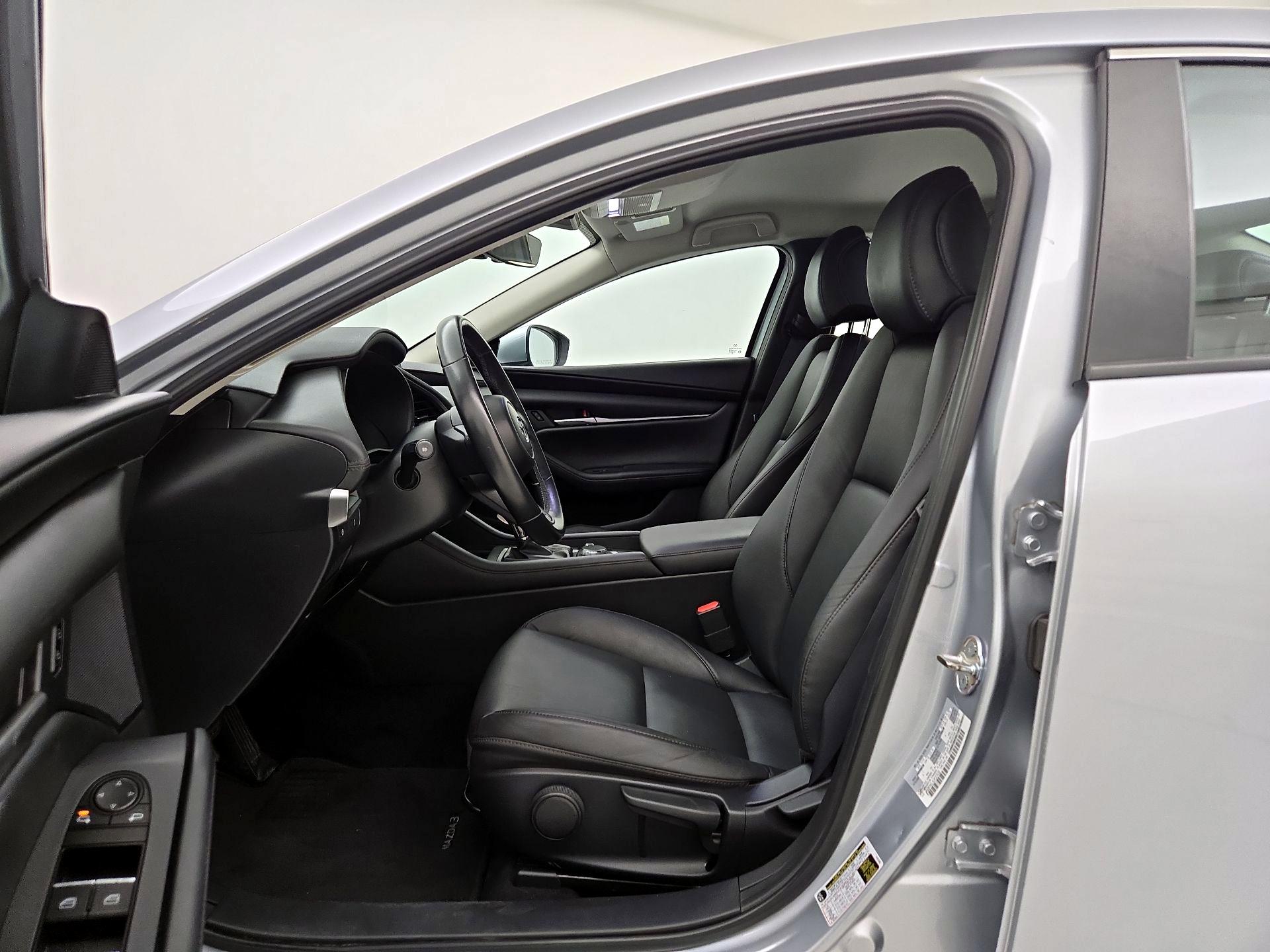 Thumbnail: 2020 Mazda Mazda3 - 11