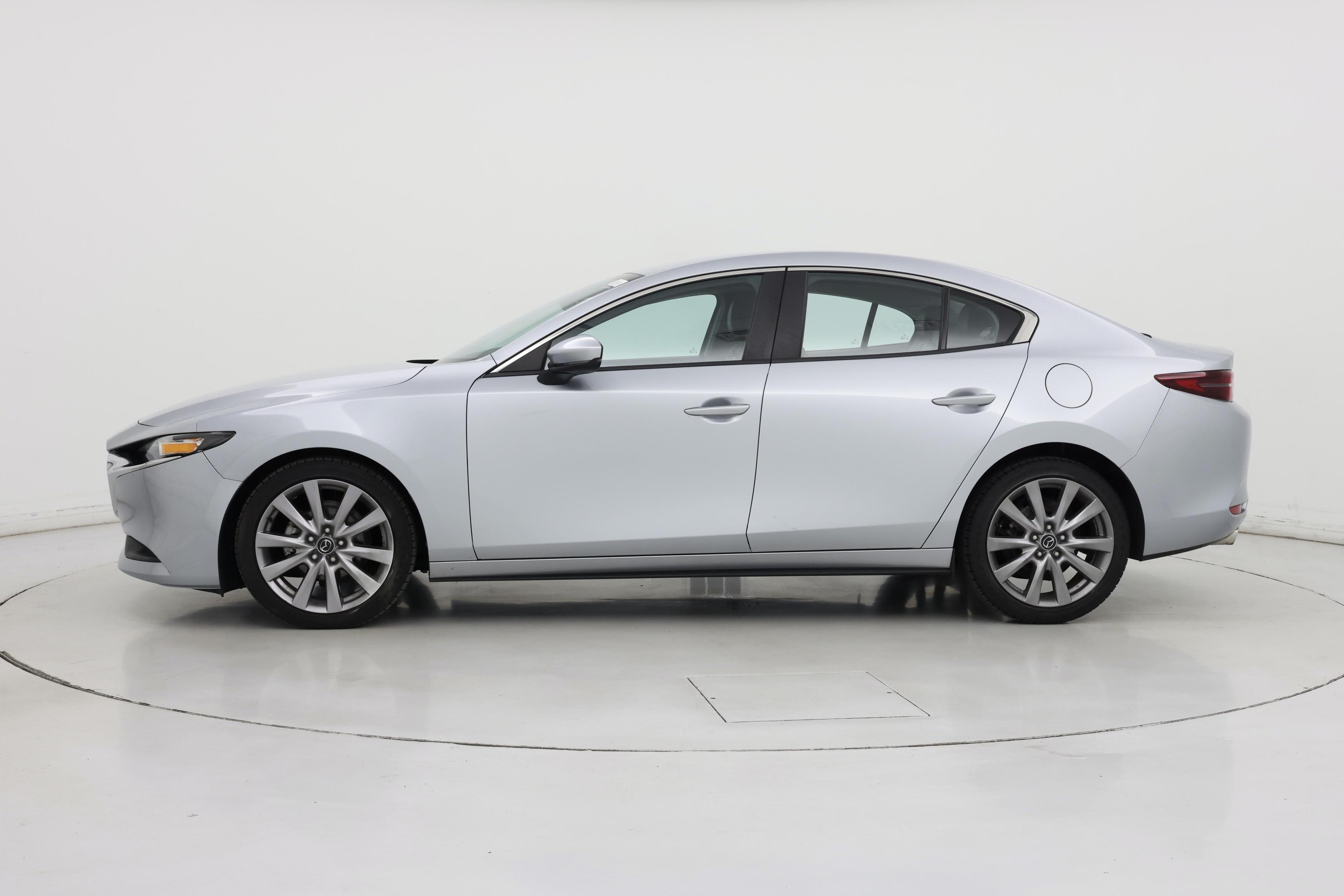Thumbnail: 2020 Mazda Mazda3 - 3