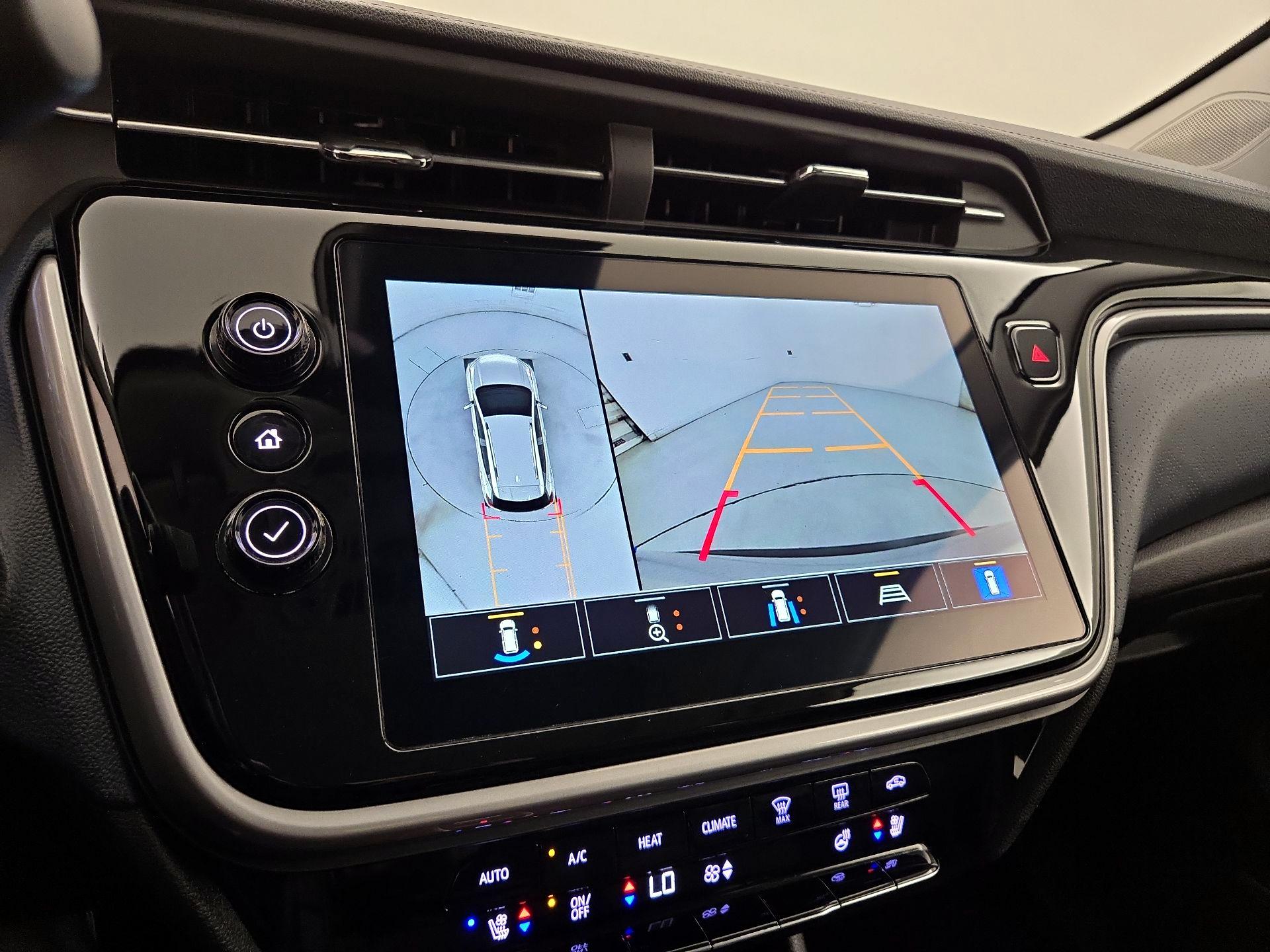 Thumbnail: 2023 Chevrolet Bolt EUV - 15