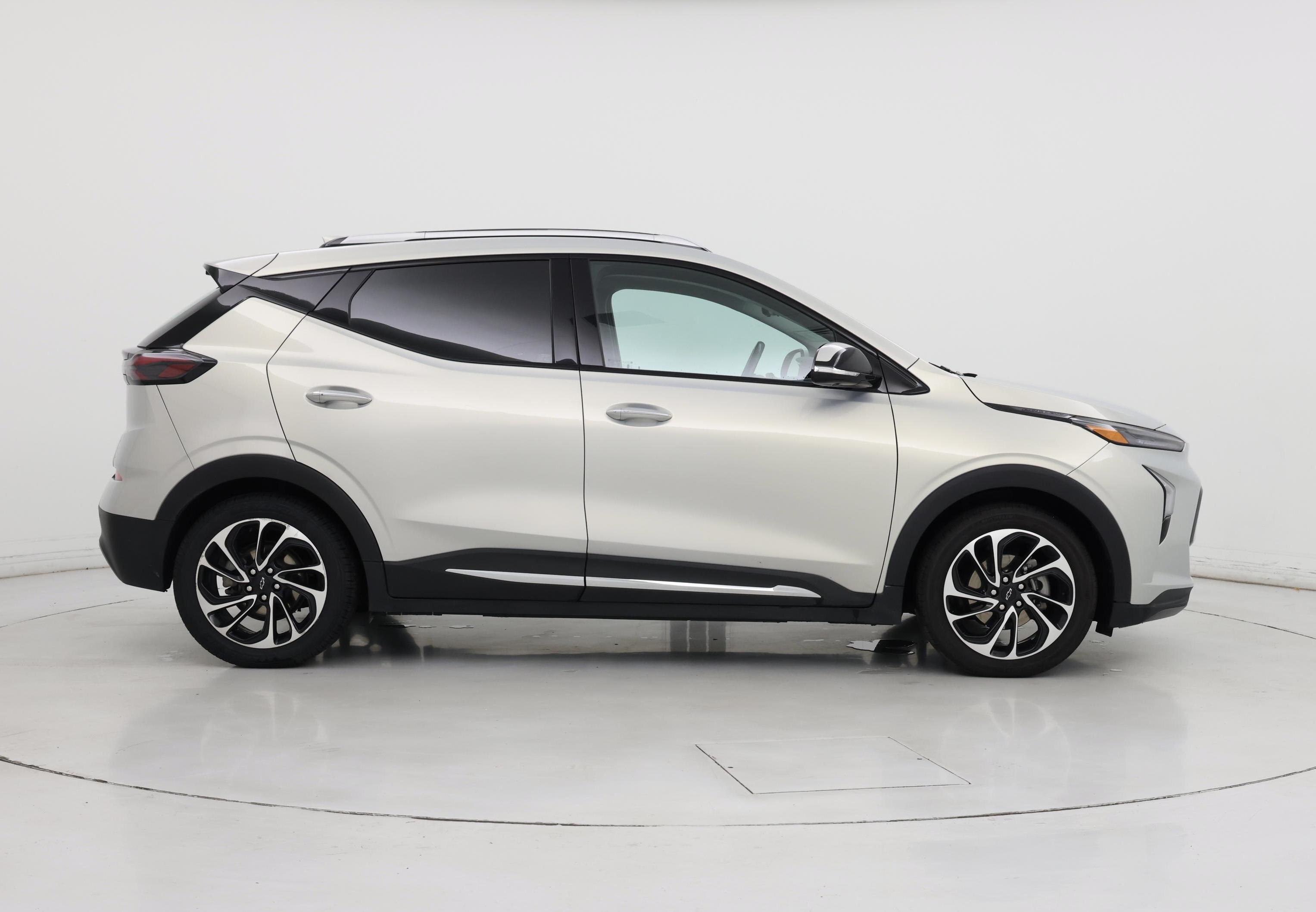 Thumbnail: 2023 Chevrolet Bolt EUV - 7