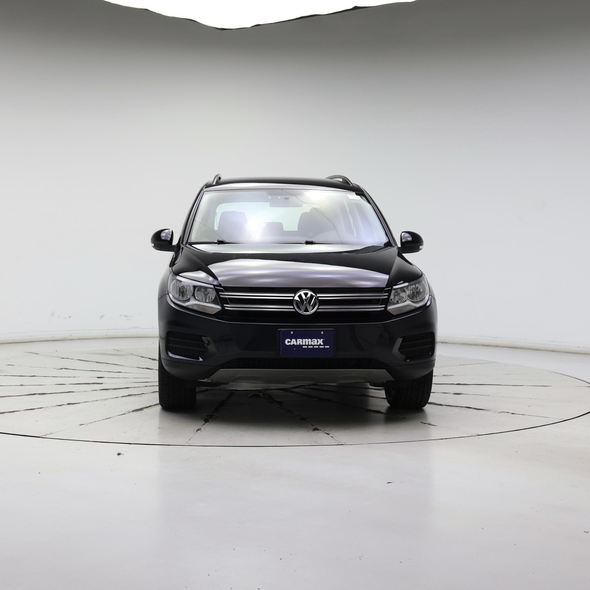 Thumbnail: 2017 Volkswagen Tiguan - 5