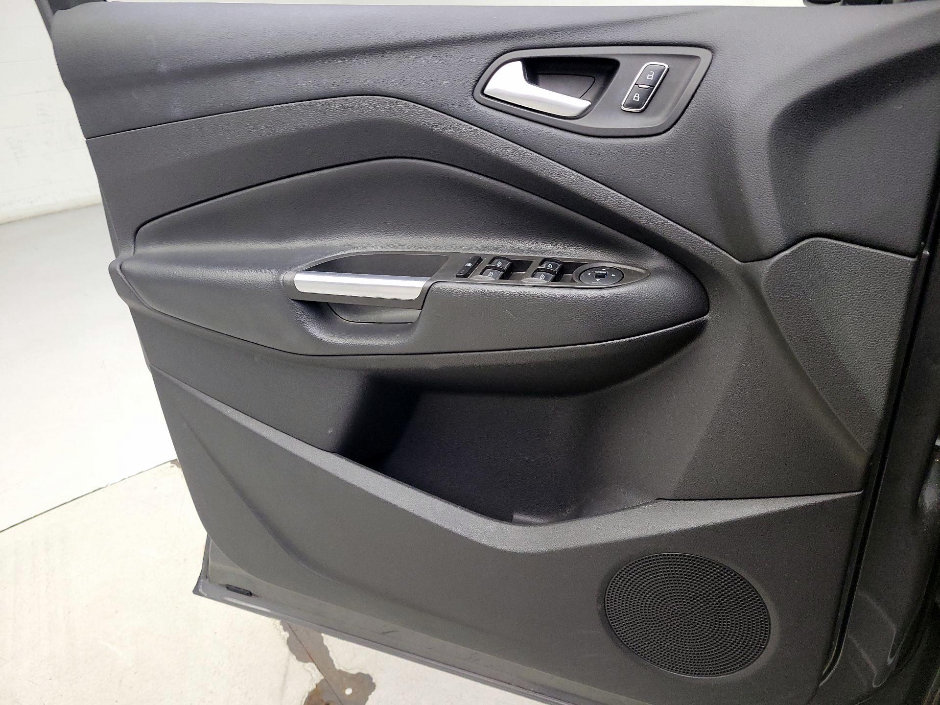 Thumbnail: 2014 Ford Escape - 12