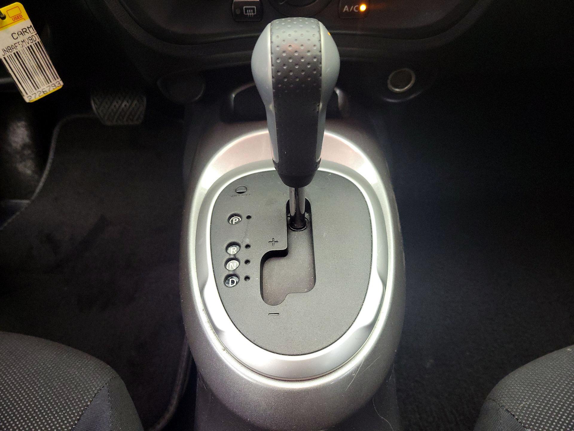 Thumbnail: 2013 Nissan Juke - 16