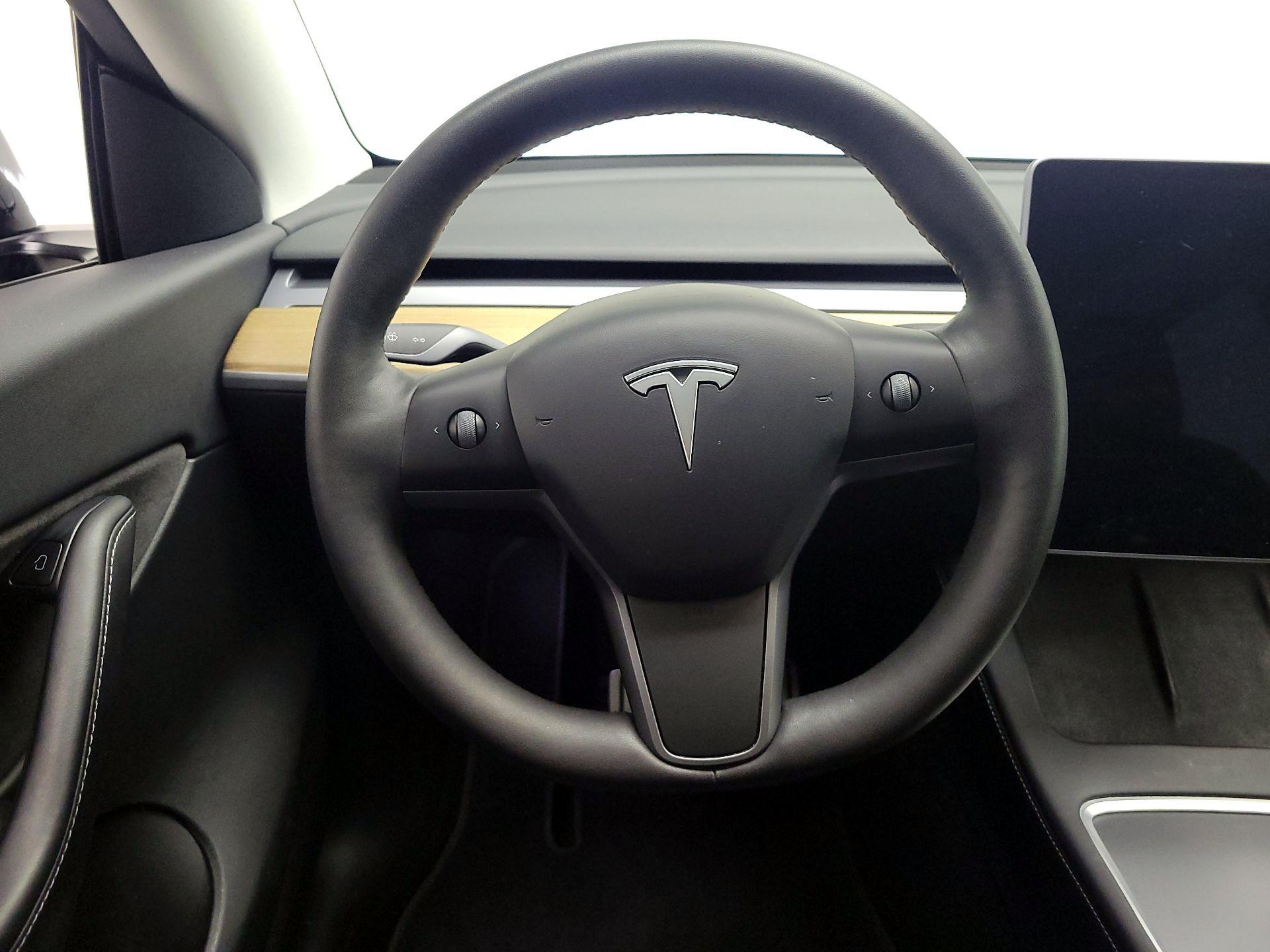 Thumbnail: 2021 Tesla Model Y - 10