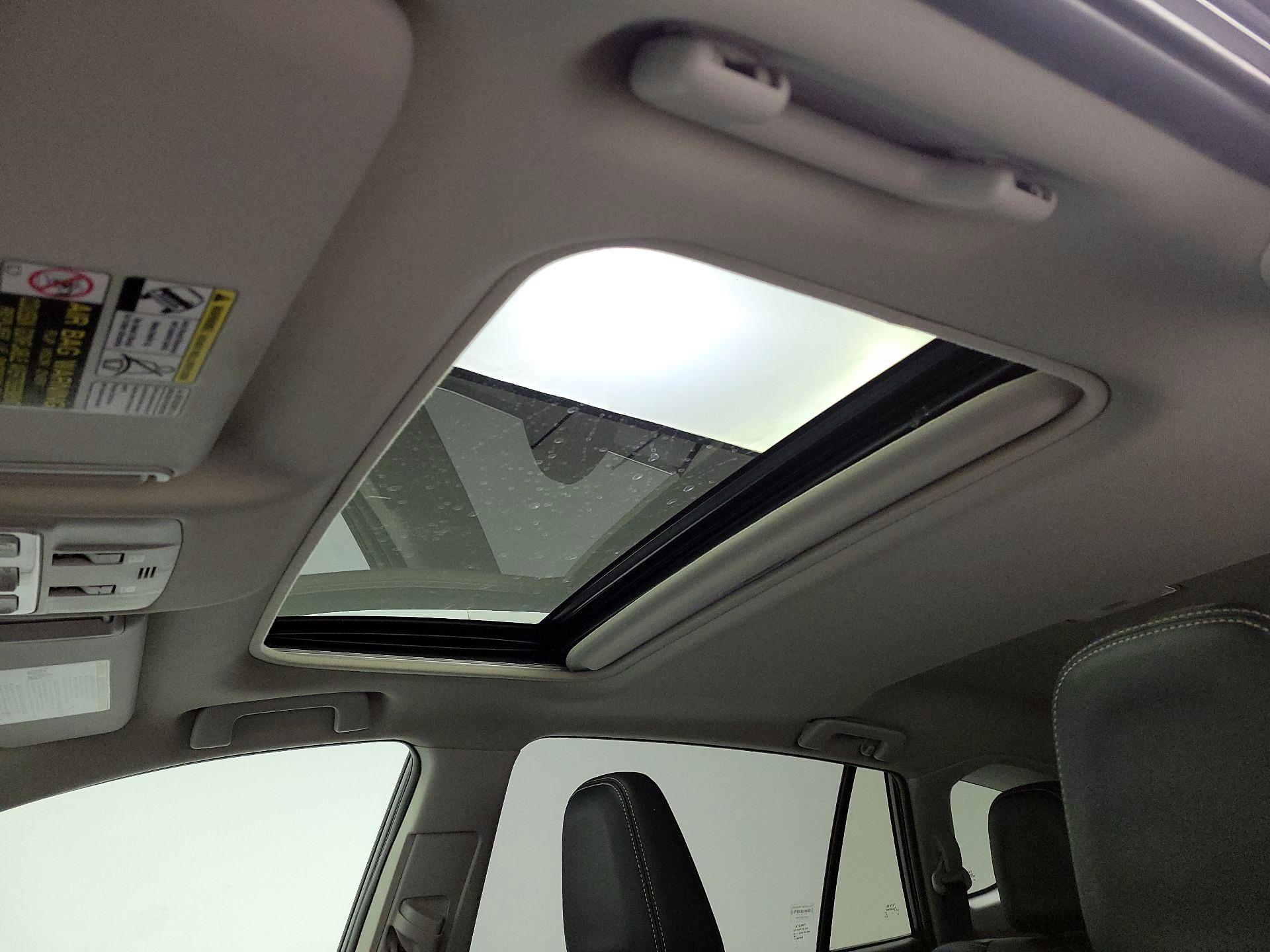 Thumbnail: 2014 Toyota RAV4 - 20