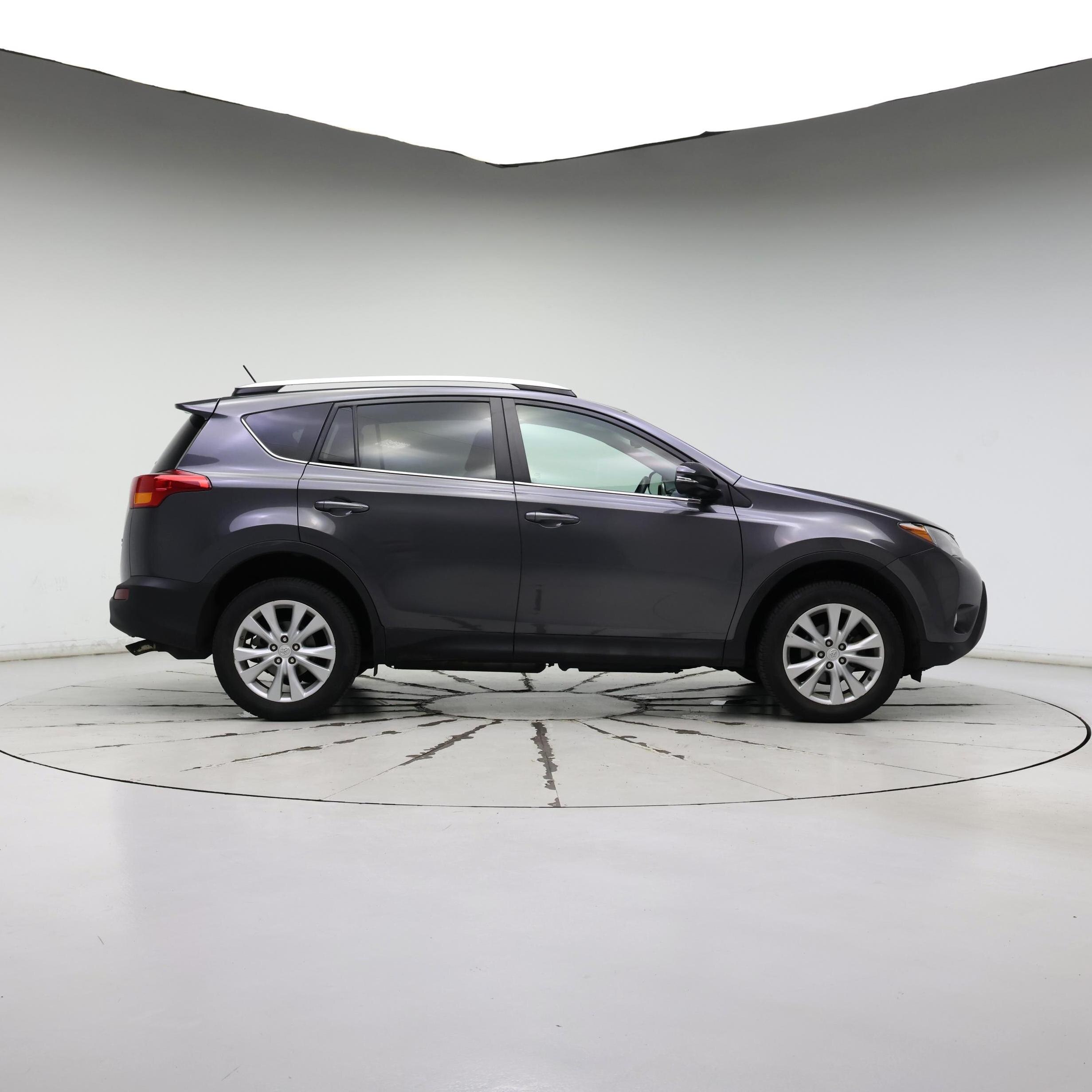 Thumbnail: 2014 Toyota RAV4 - 7