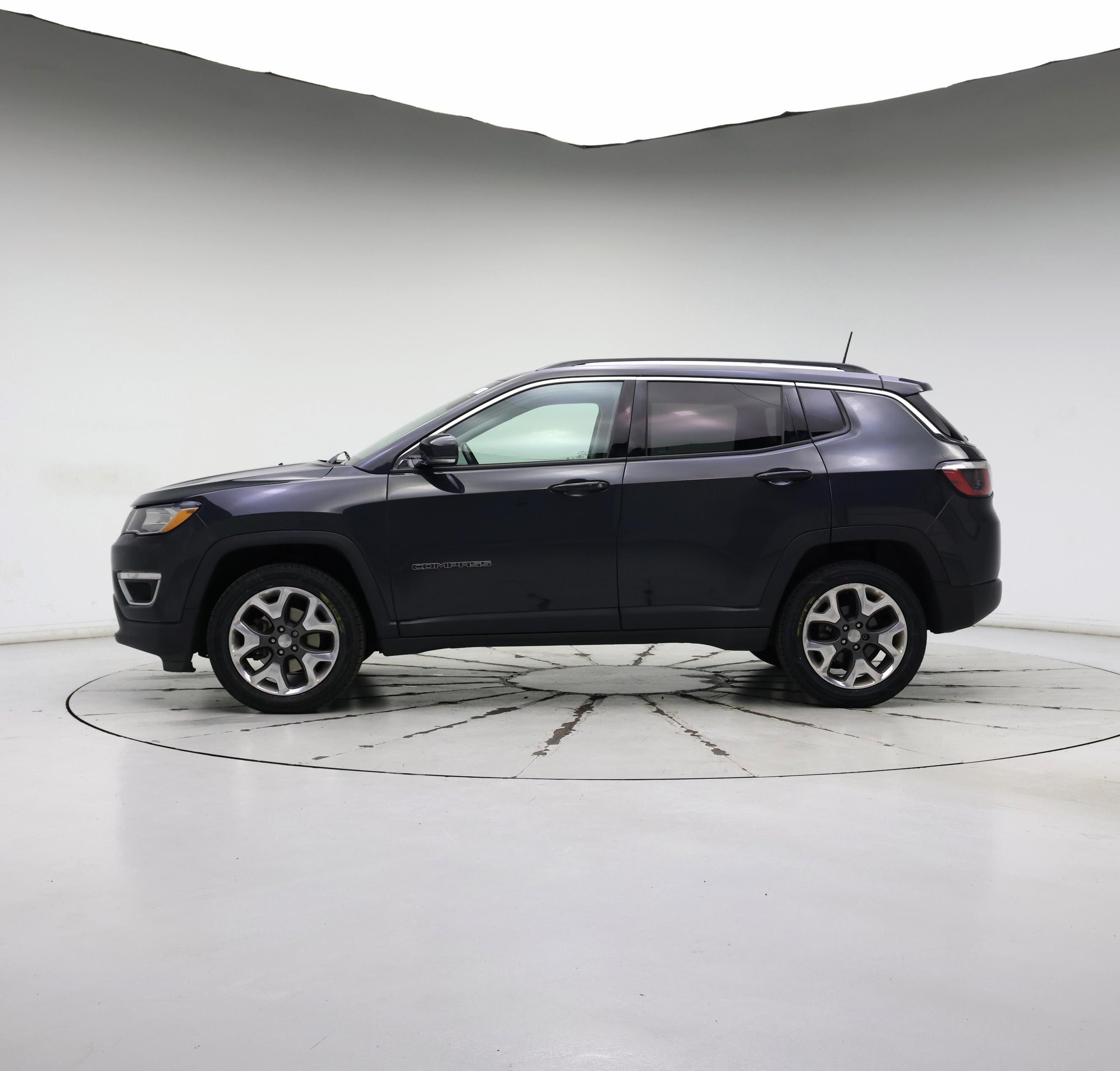 Thumbnail: 2017 Jeep Compass - 3