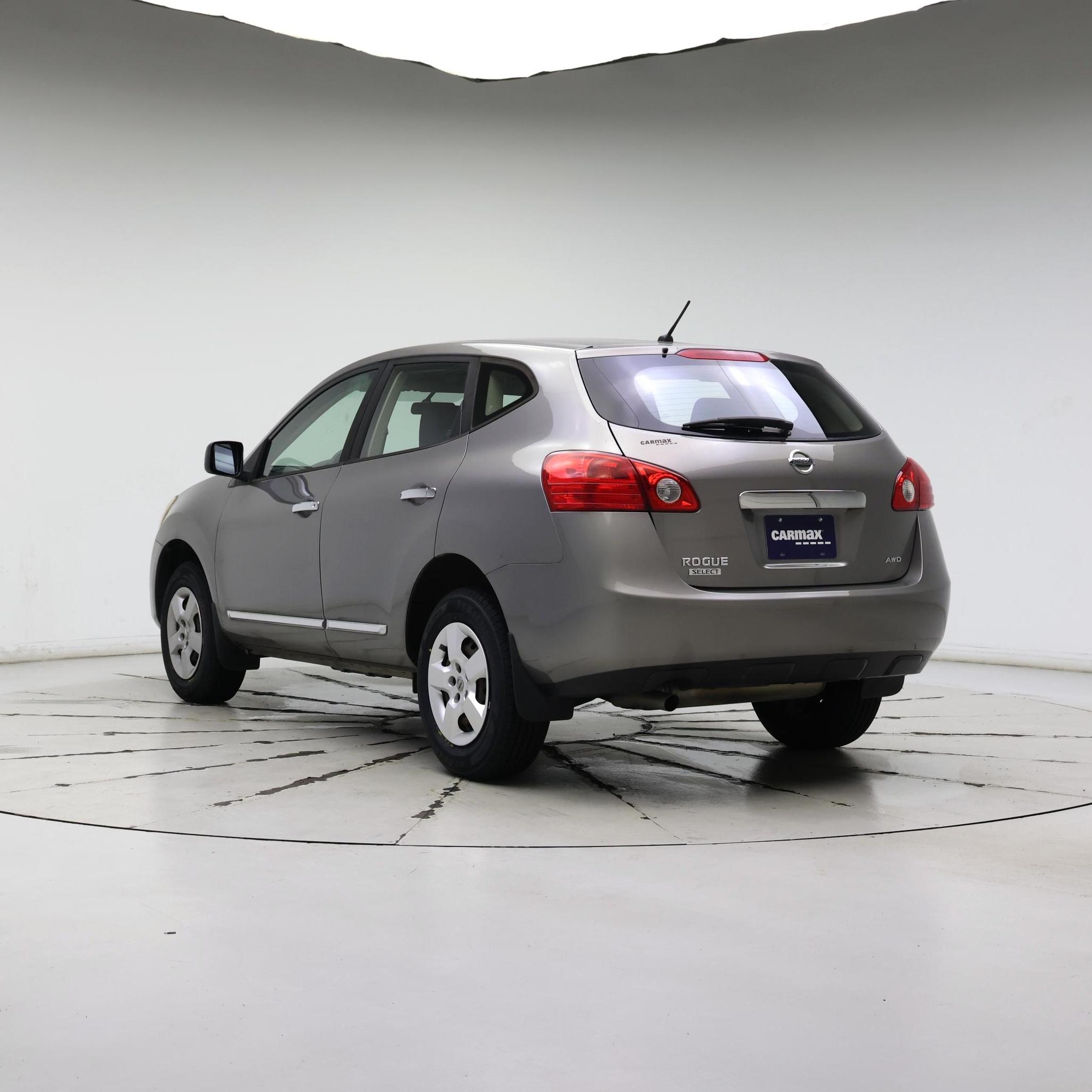 Thumbnail: 2015 Nissan Rogue - 2
