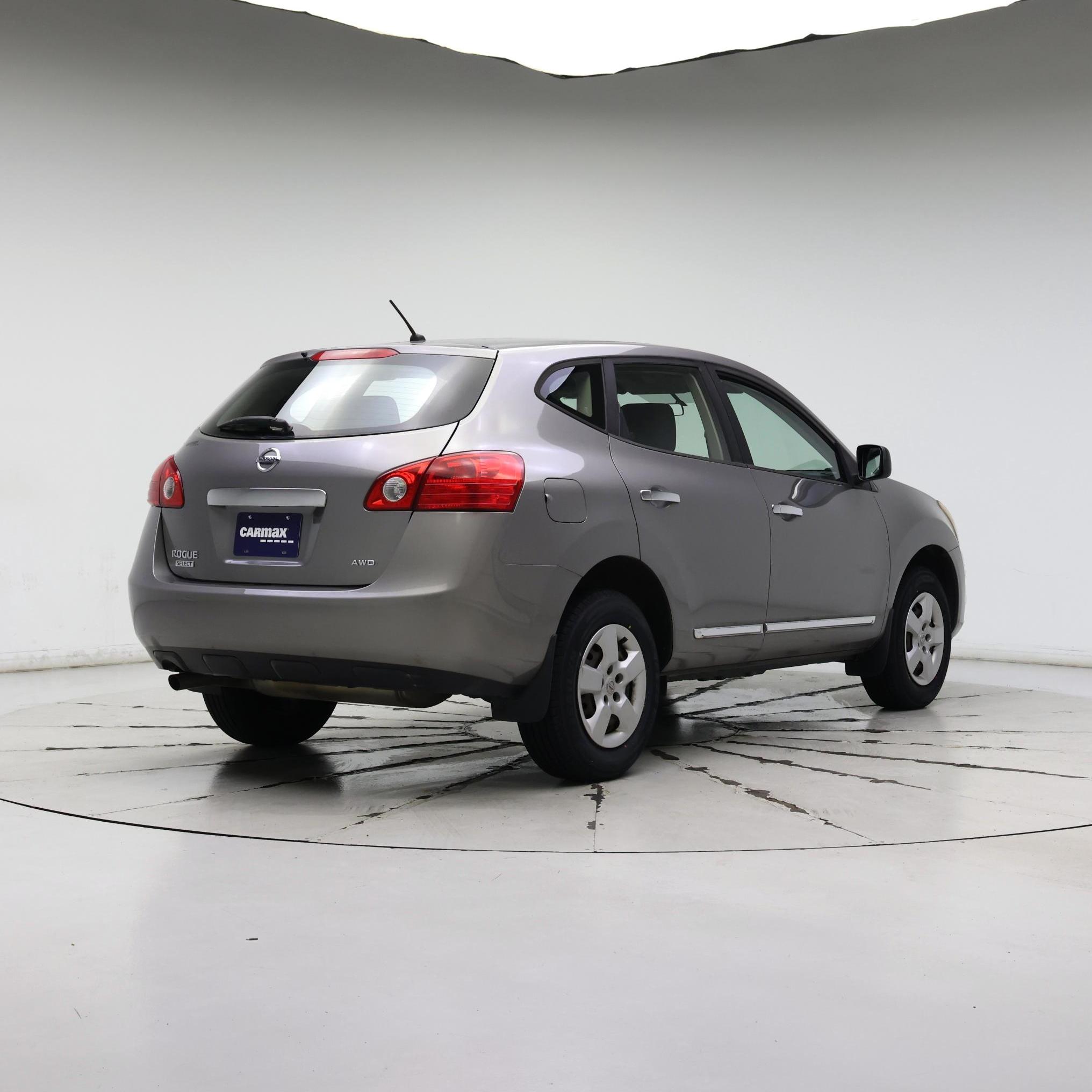 Thumbnail: 2015 Nissan Rogue - 8