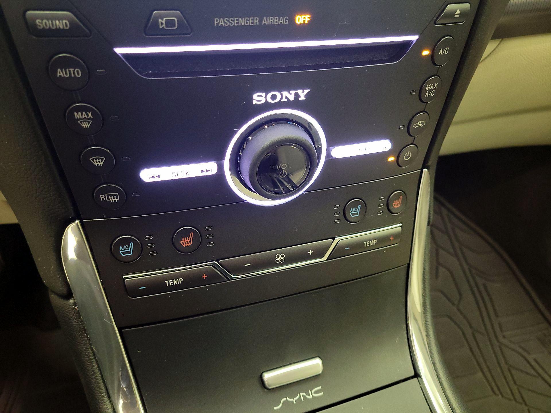 Thumbnail: 2016 Ford Edge - 16