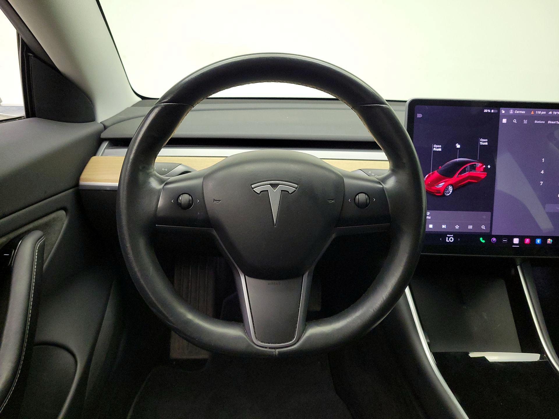 Thumbnail: 2018 Tesla Model 3 - 10