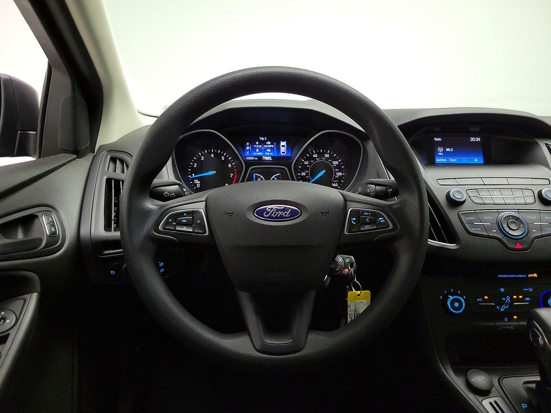 Thumbnail: 2018 Ford Focus - 10