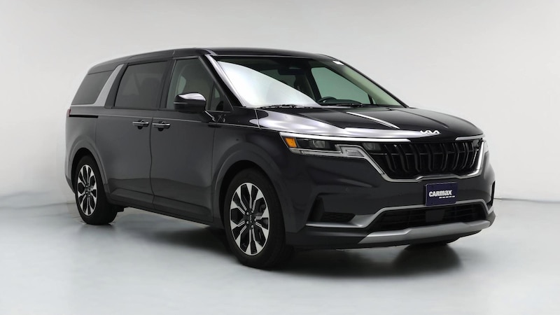 2024 Kia Carnival EX Hero Image