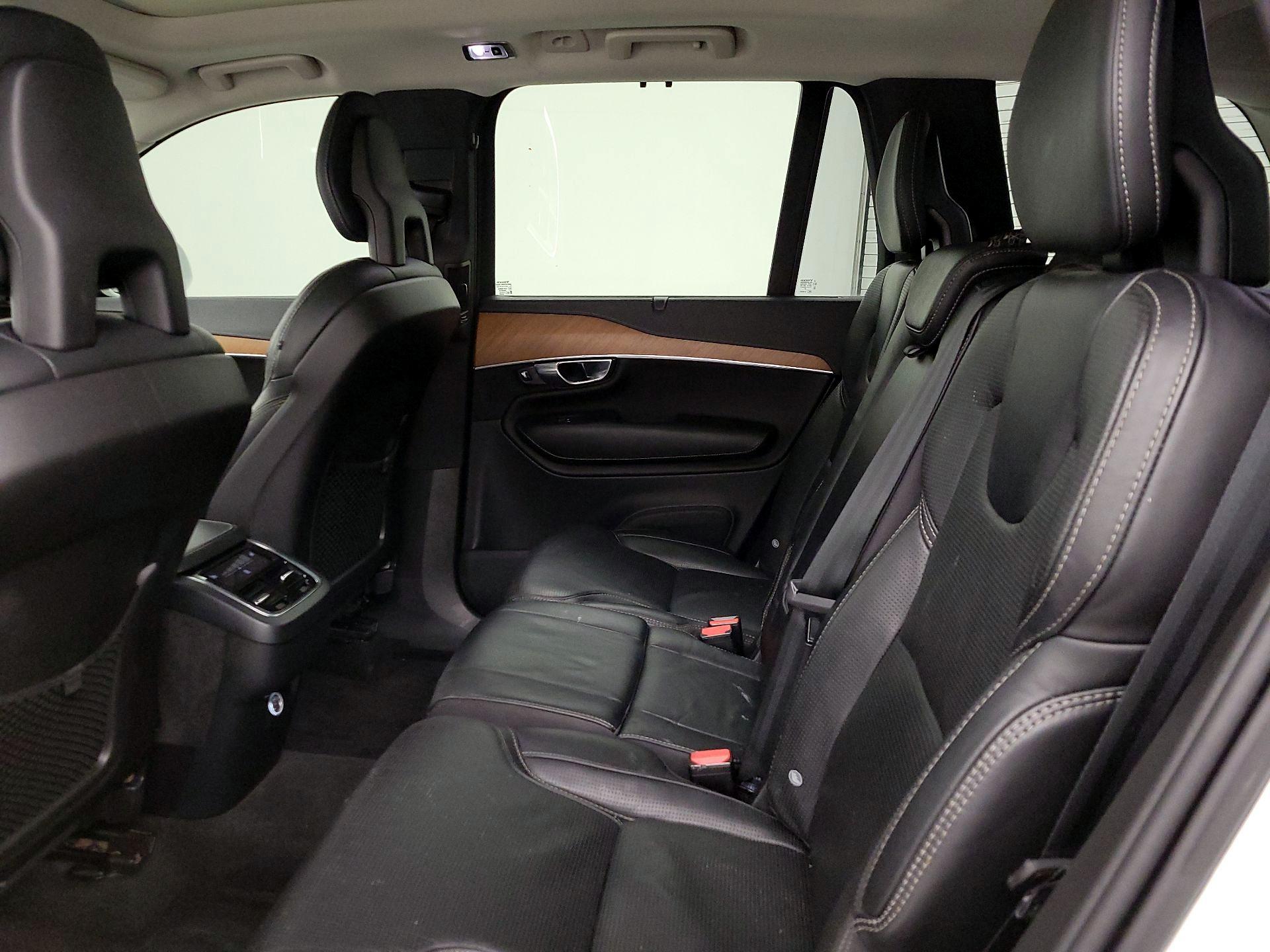Thumbnail: 2020 Volvo XC90 - 18