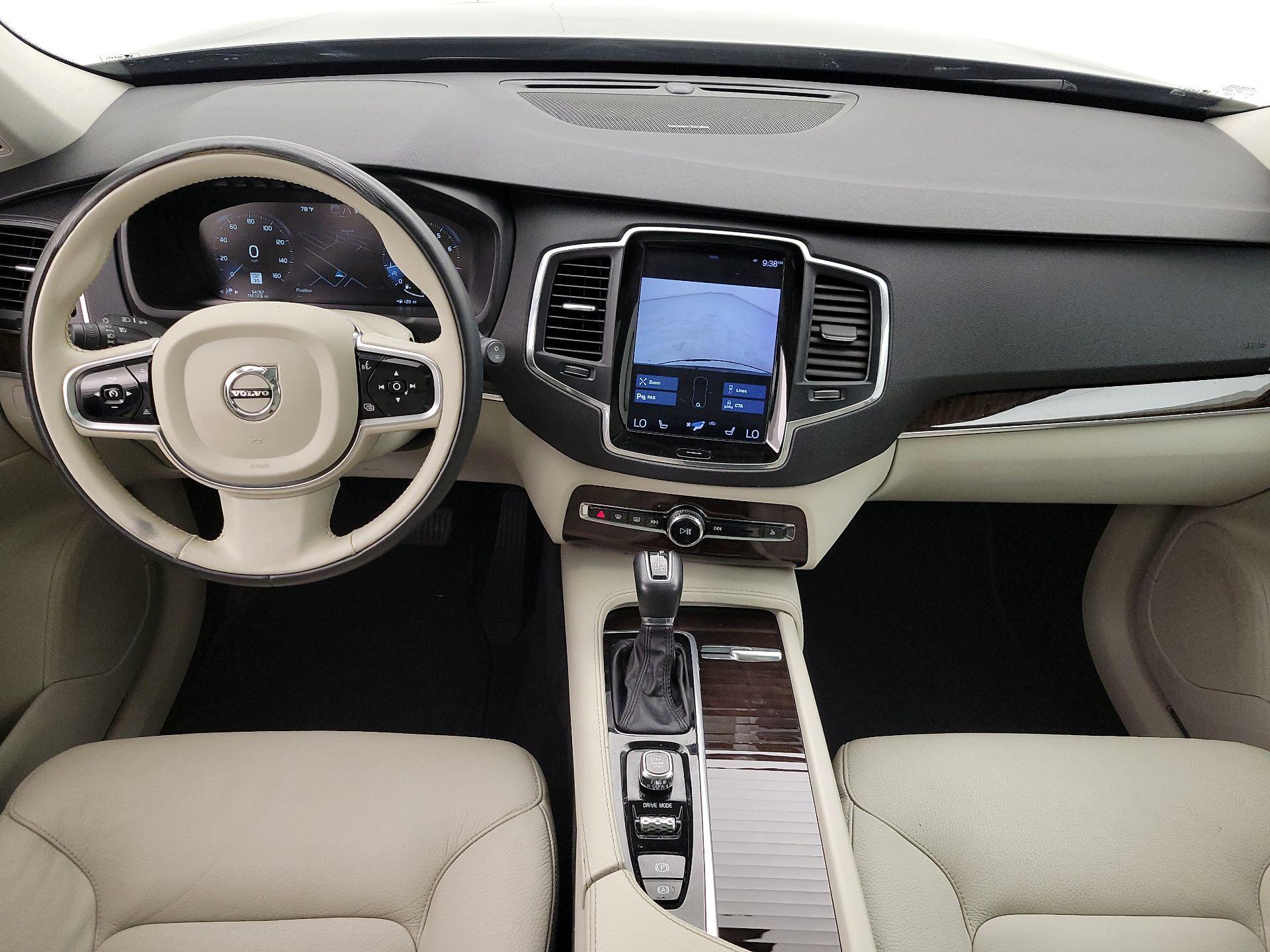 Thumbnail: 2019 Volvo XC90 - 9