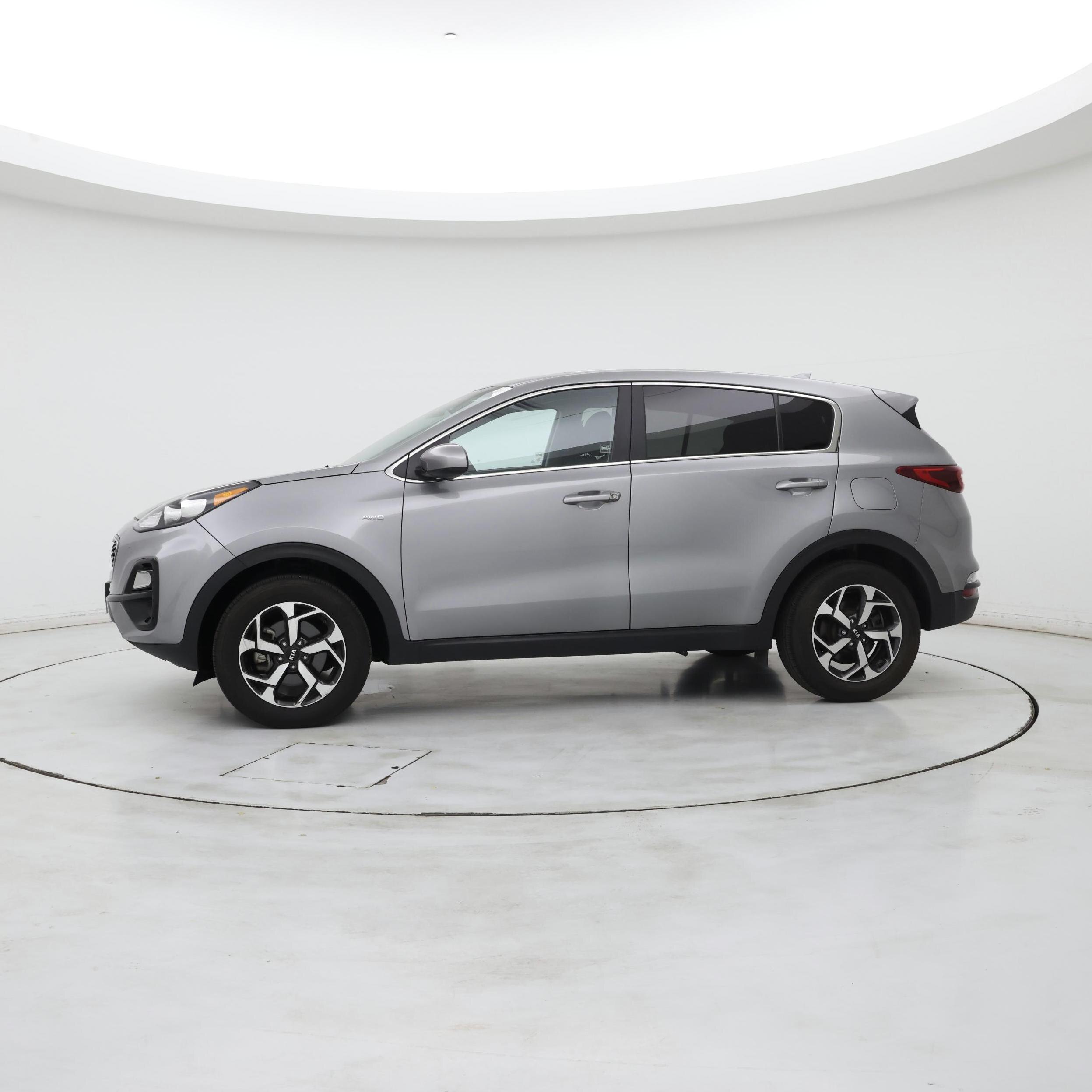 Thumbnail: 2022 Kia Sportage - 3