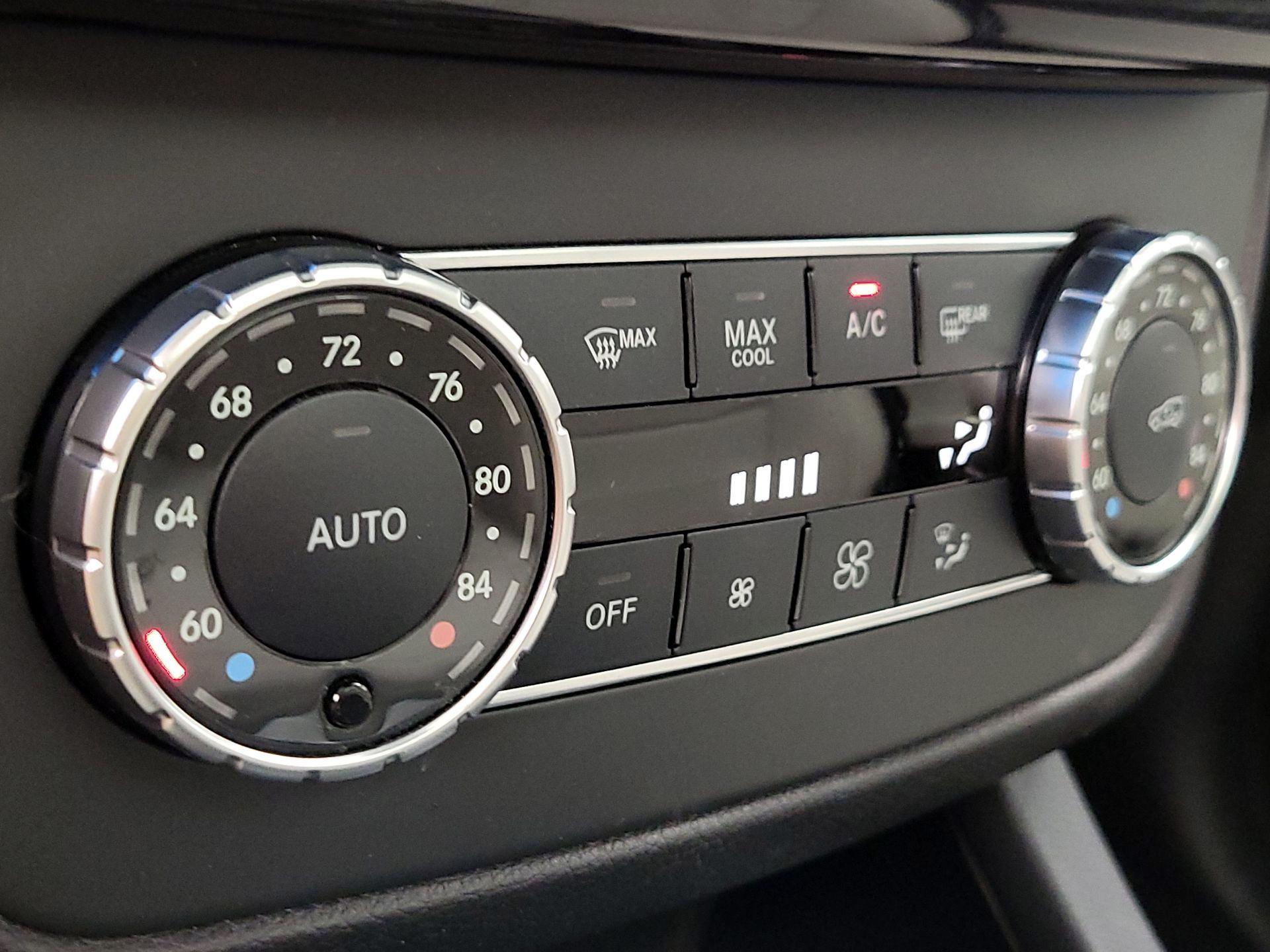 Thumbnail: 2019 Mercedes-Benz GLE - 17