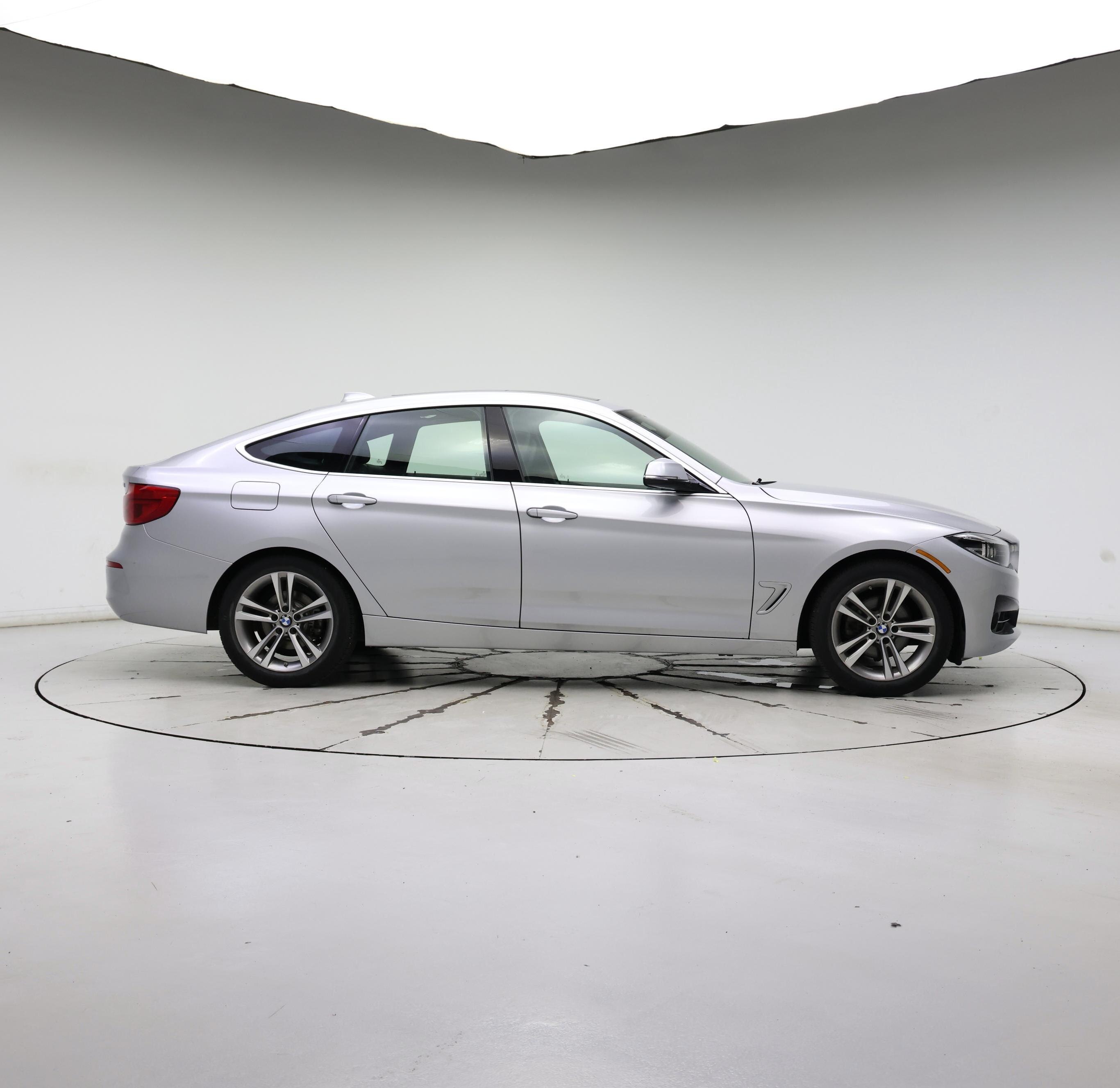 Thumbnail: 2017 BMW 3 Series - 7