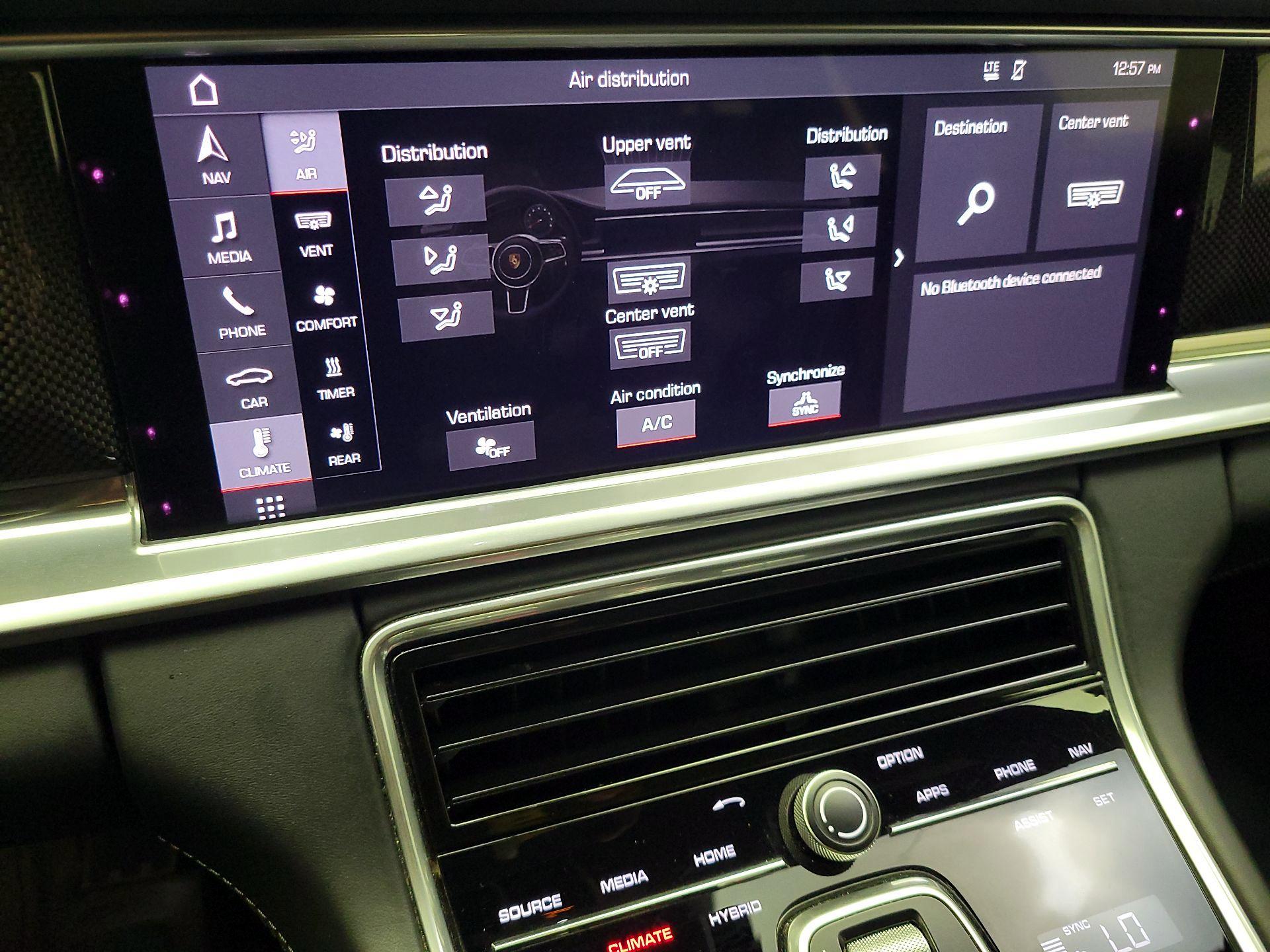 Thumbnail: 2019 Porsche Panamera - 17