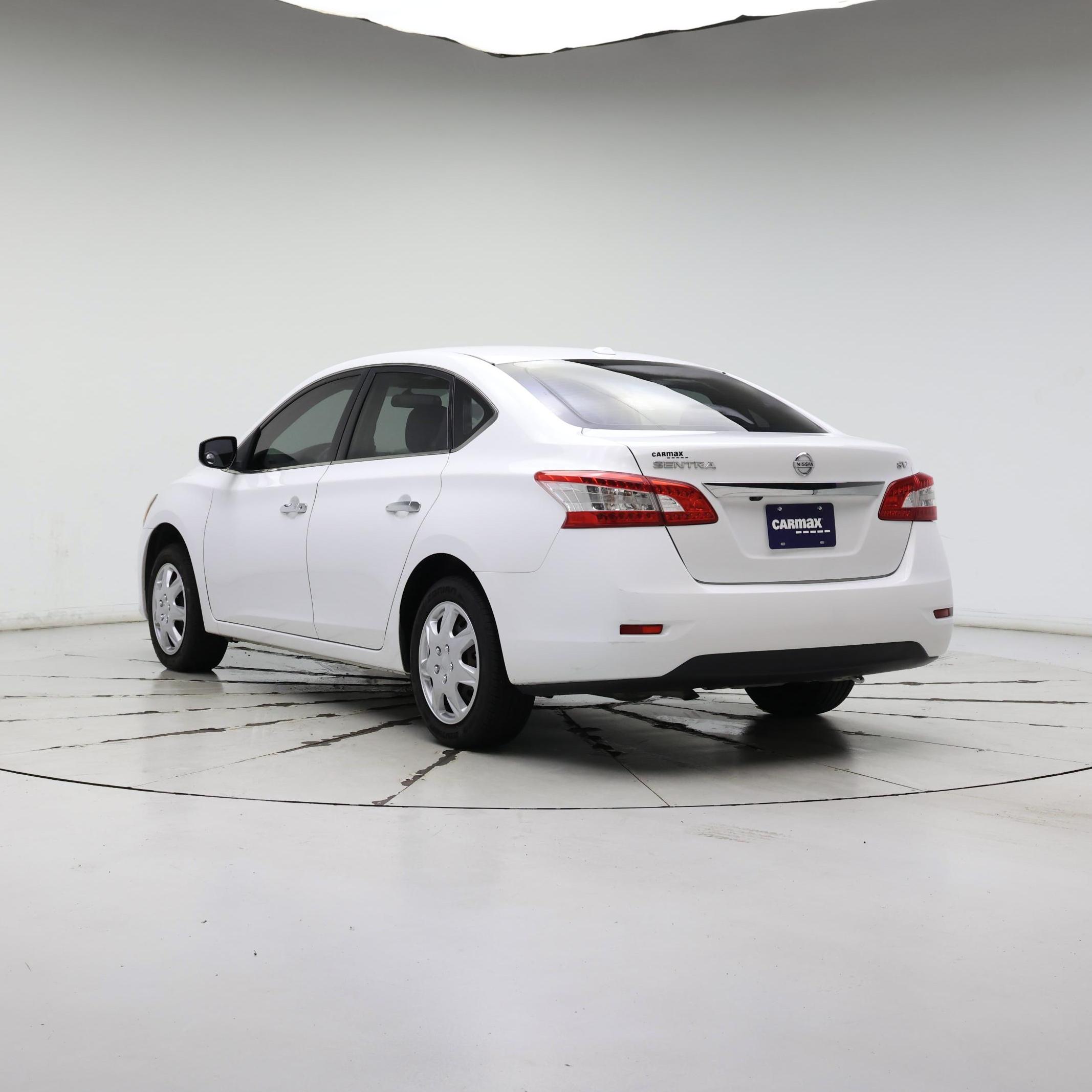 Thumbnail: 2015 Nissan Sentra - 2