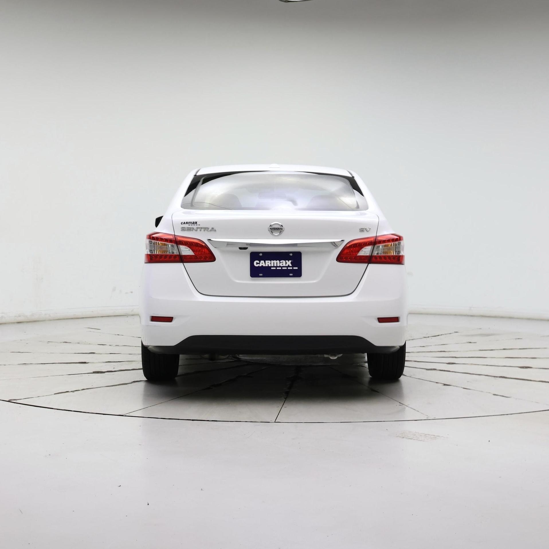 Thumbnail: 2015 Nissan Sentra - 6