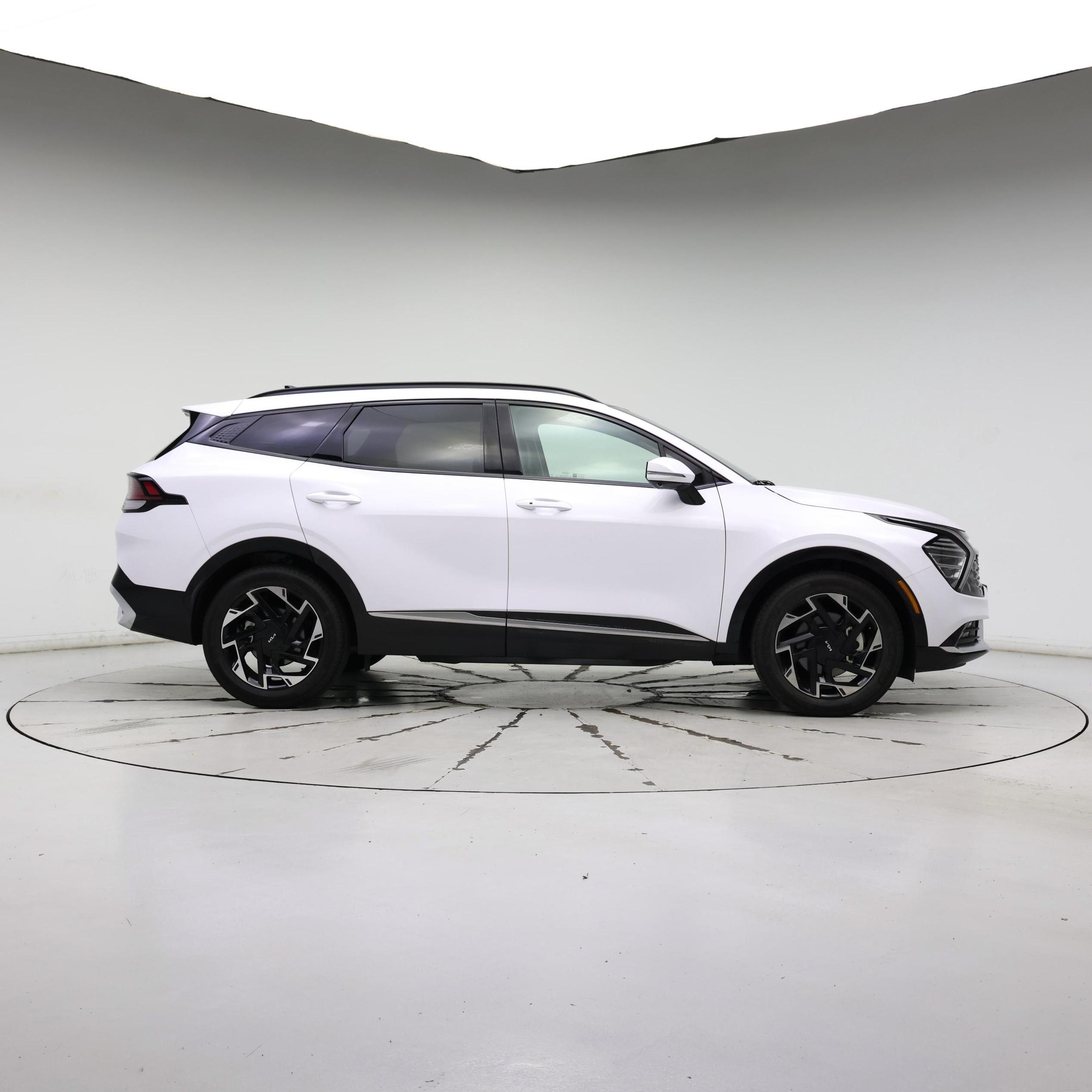 Thumbnail: 2023 Kia Sportage - 7
