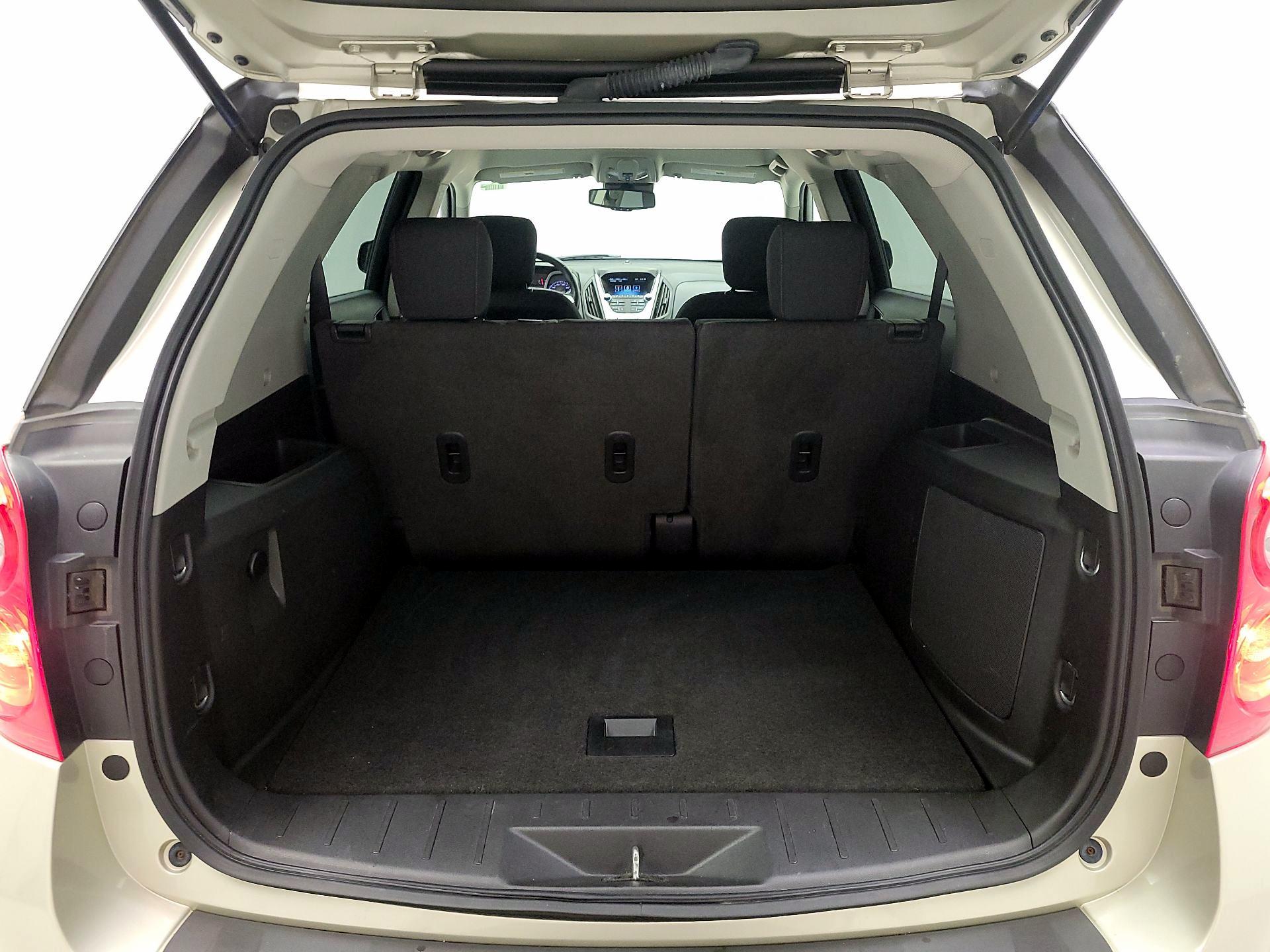 Thumbnail: 2015 Chevrolet Equinox - 20