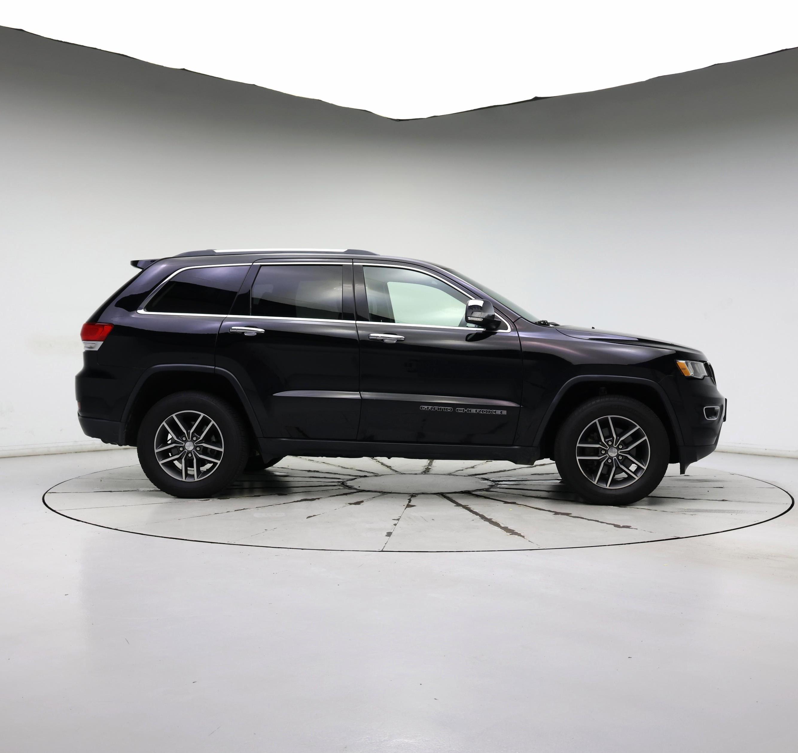 Thumbnail: 2018 Jeep Grand Cherokee - 7