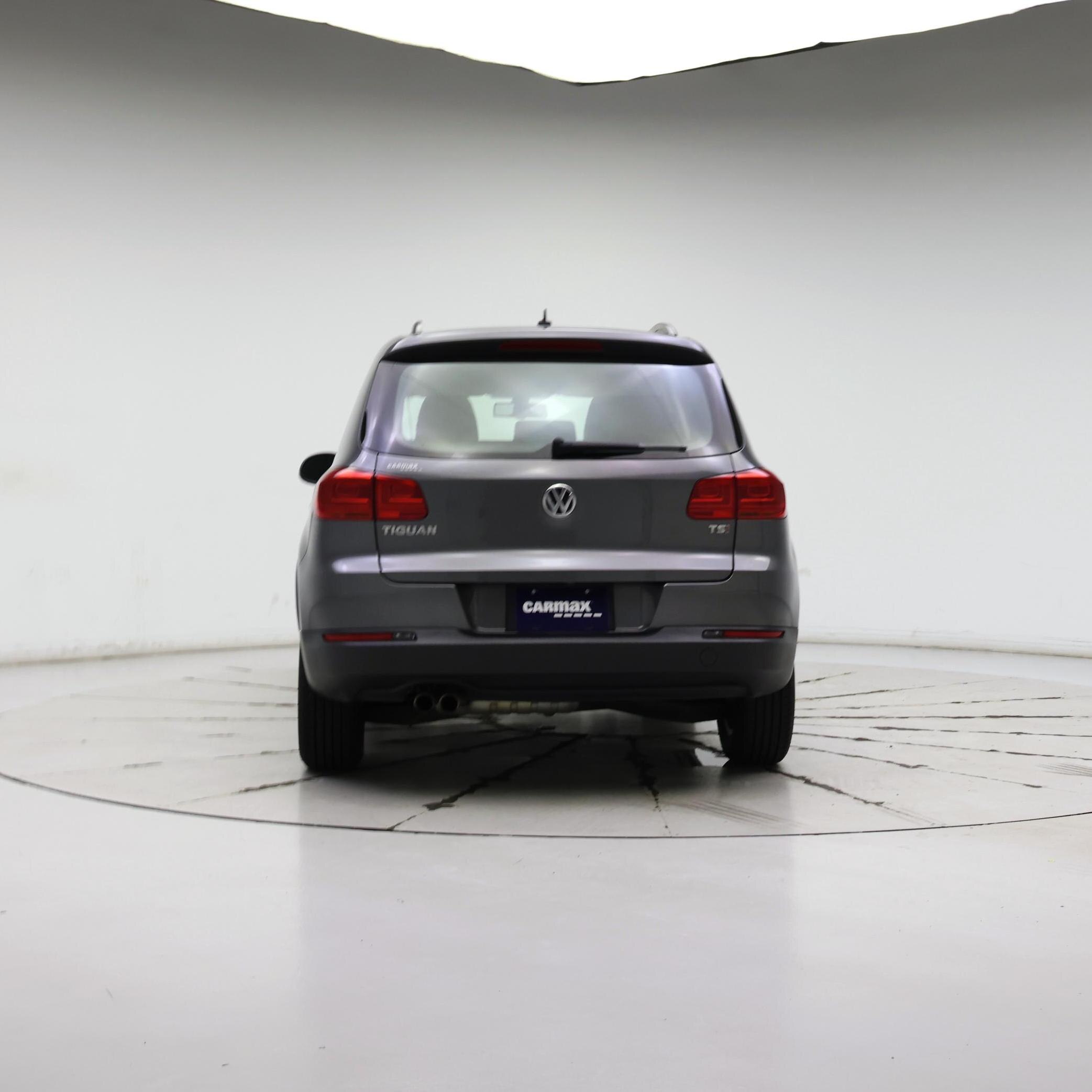Thumbnail: 2016 Volkswagen Tiguan - 6