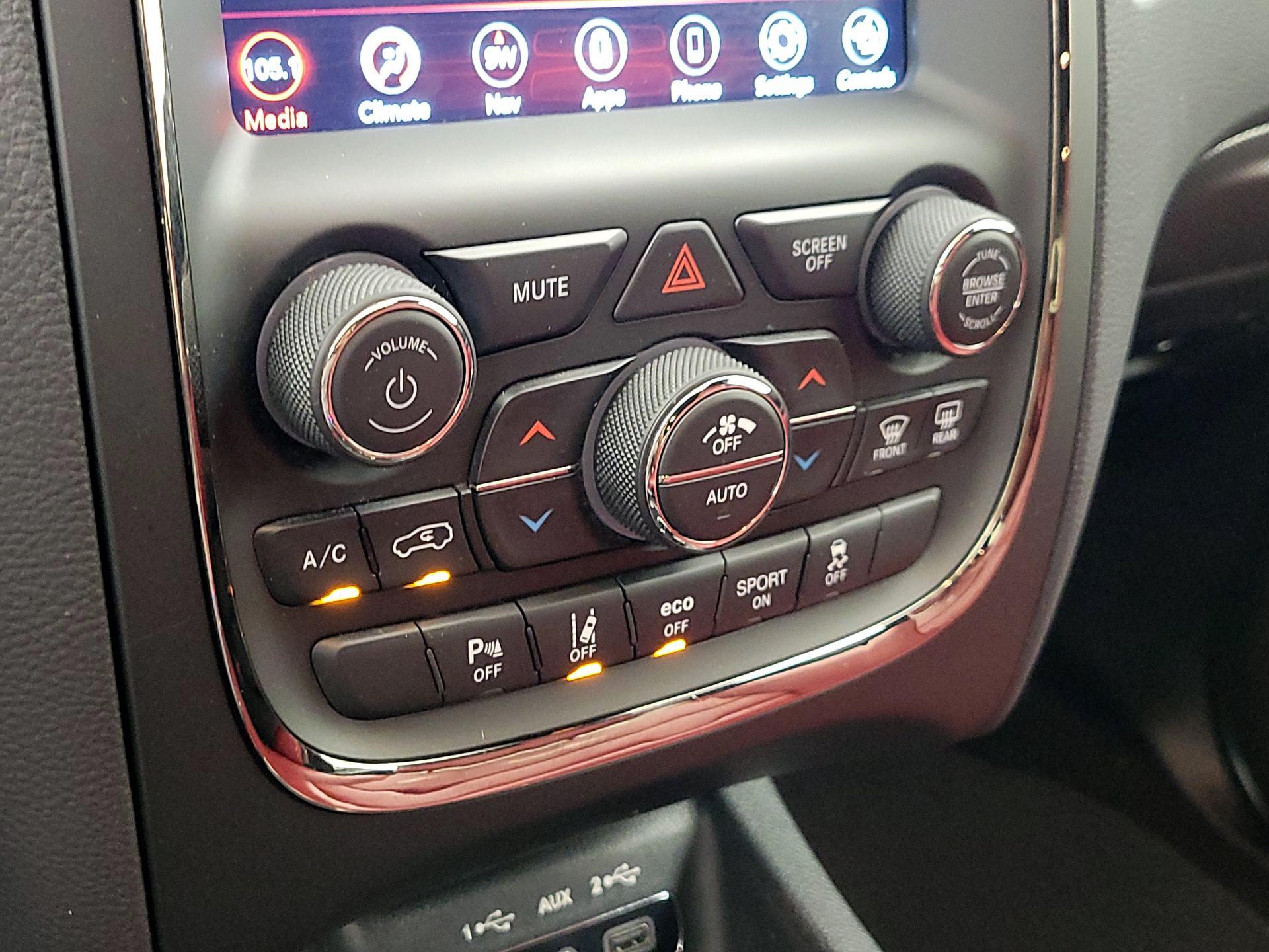 Thumbnail: 2020 Dodge Durango - 16
