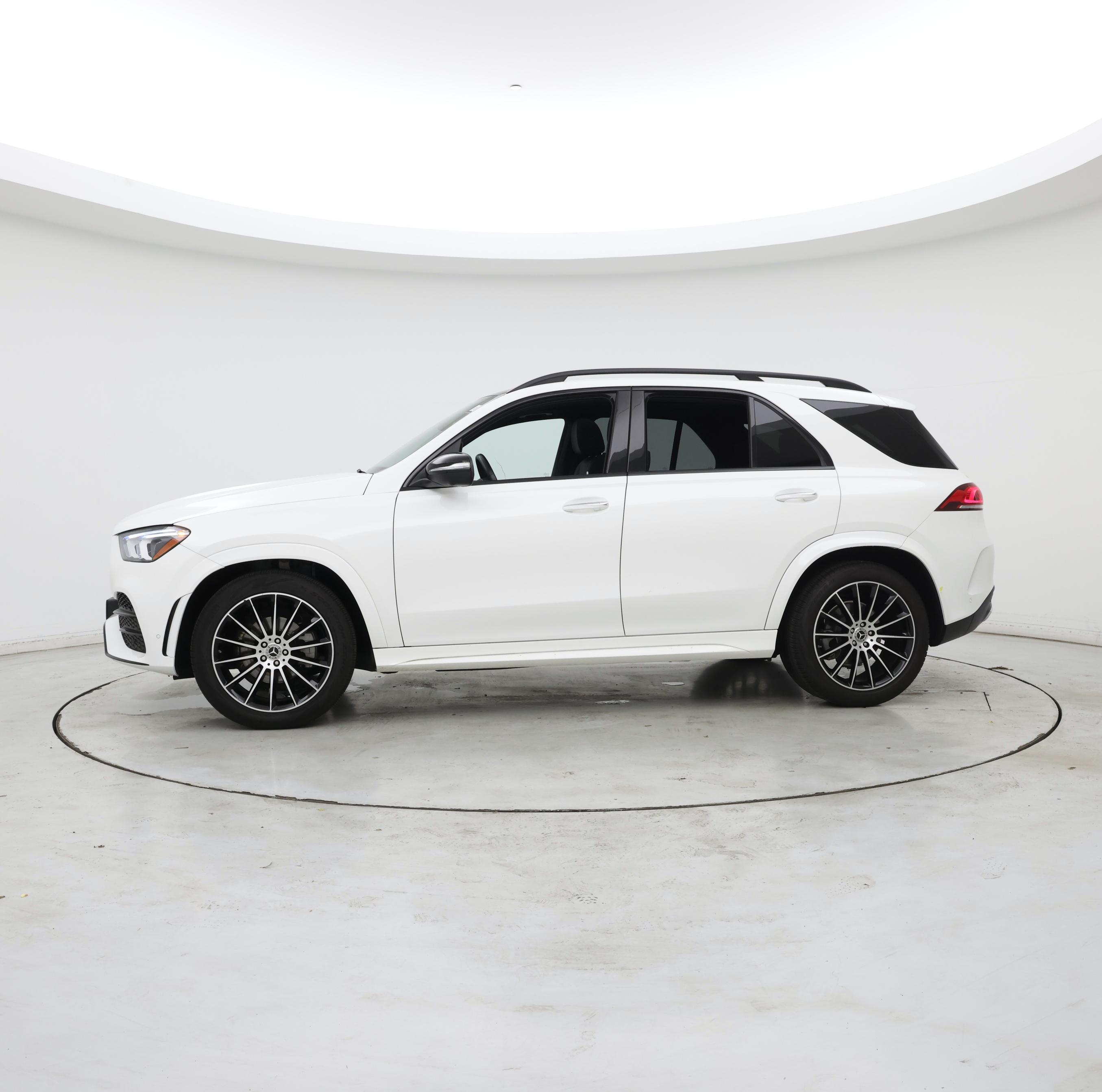 Thumbnail: 2023 Mercedes-Benz GLE - 3