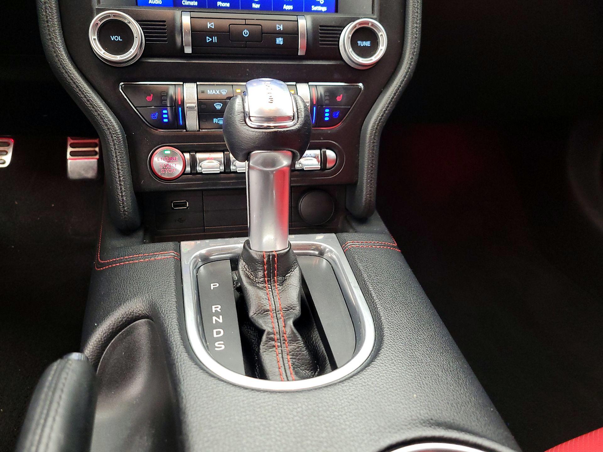 Thumbnail: 2019 Ford Mustang - 18