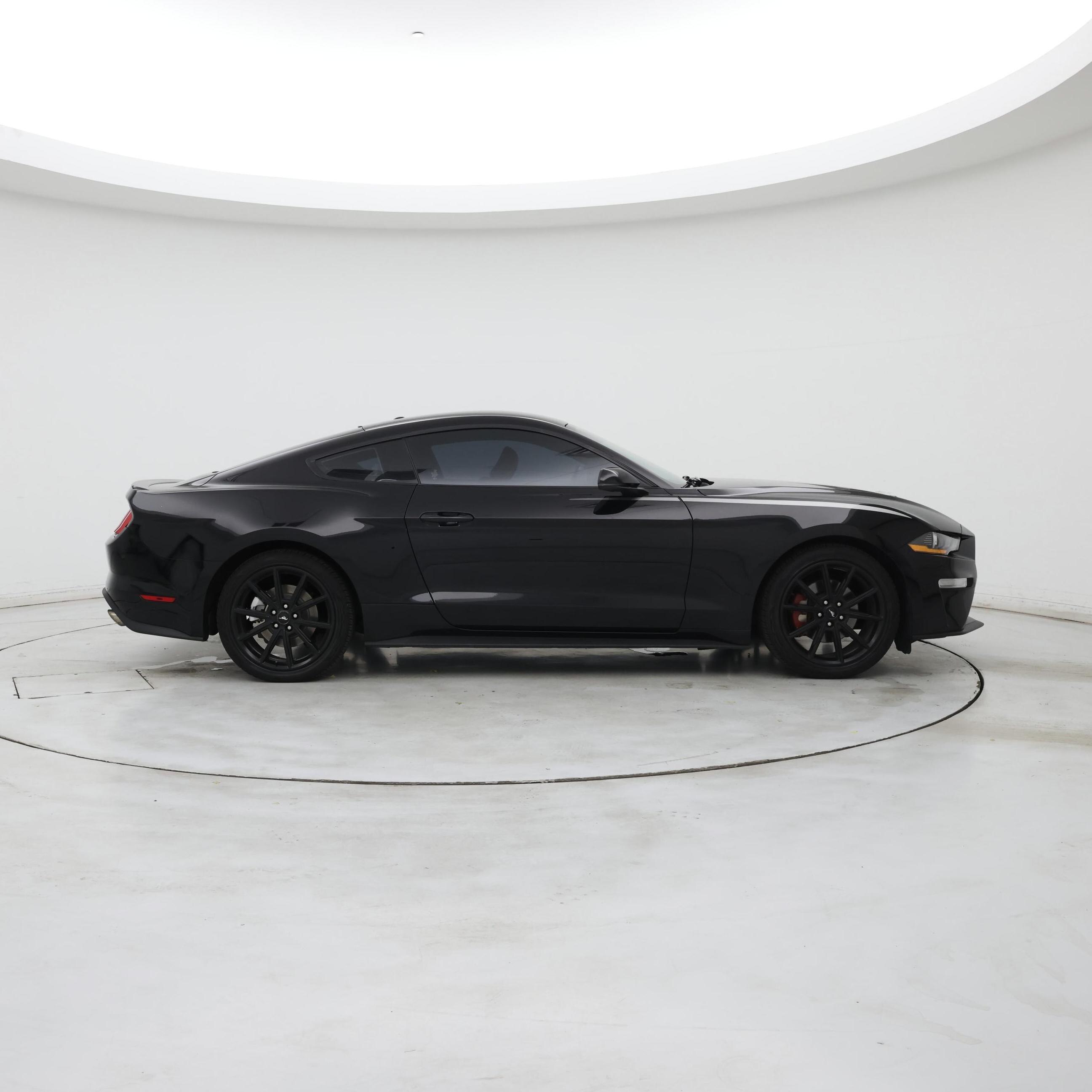Thumbnail: 2019 Ford Mustang - 7