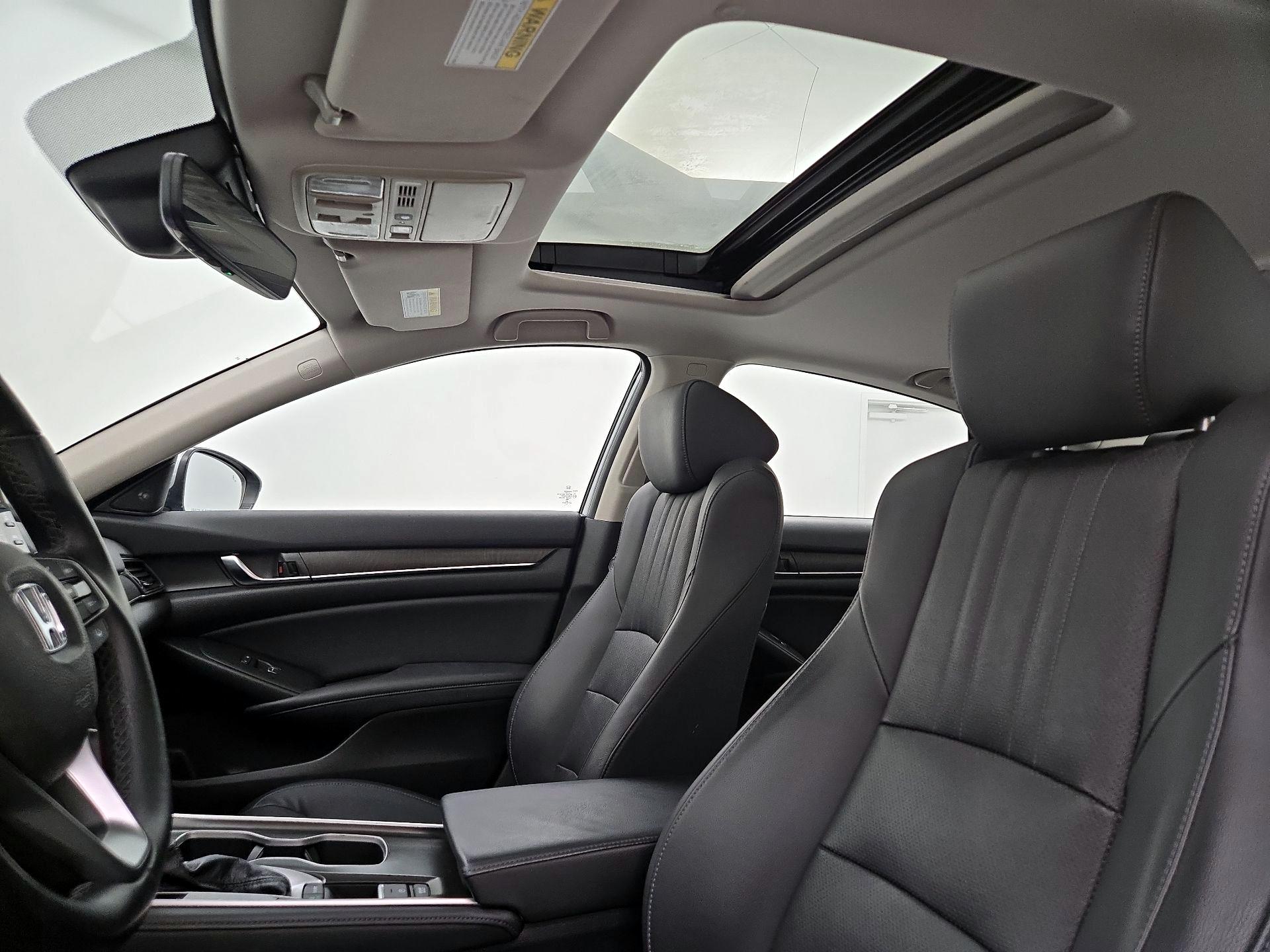 Thumbnail: 2018 Honda Accord - 20