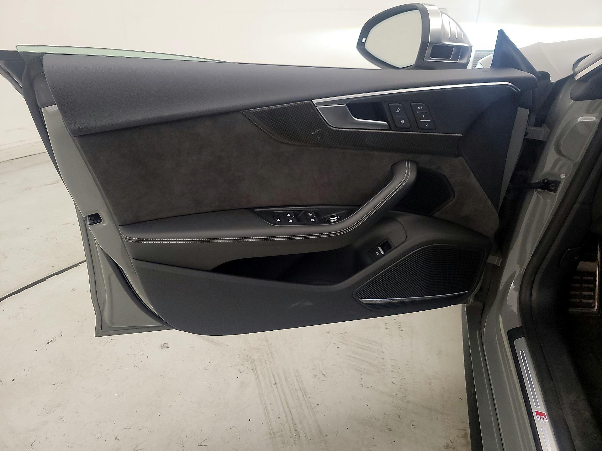 Thumbnail: 2019 Audi S5 - 12