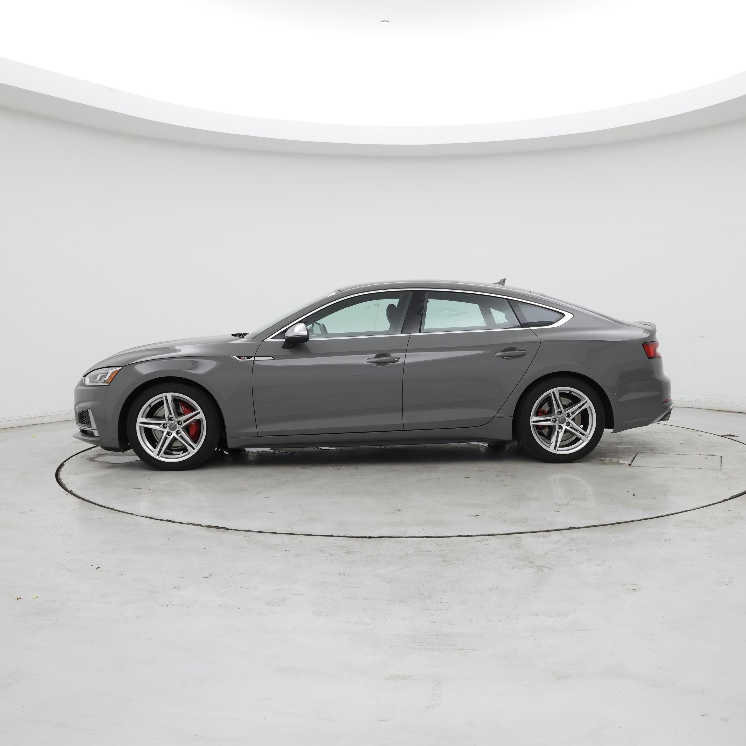 Thumbnail: 2019 Audi S5 - 3